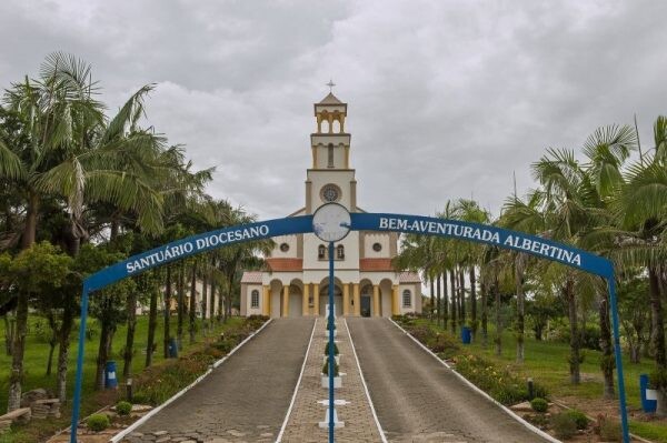 Aprovado PL sobre Santuário ‘’Bem-Aventurada Albertina’’ como ponto turístico