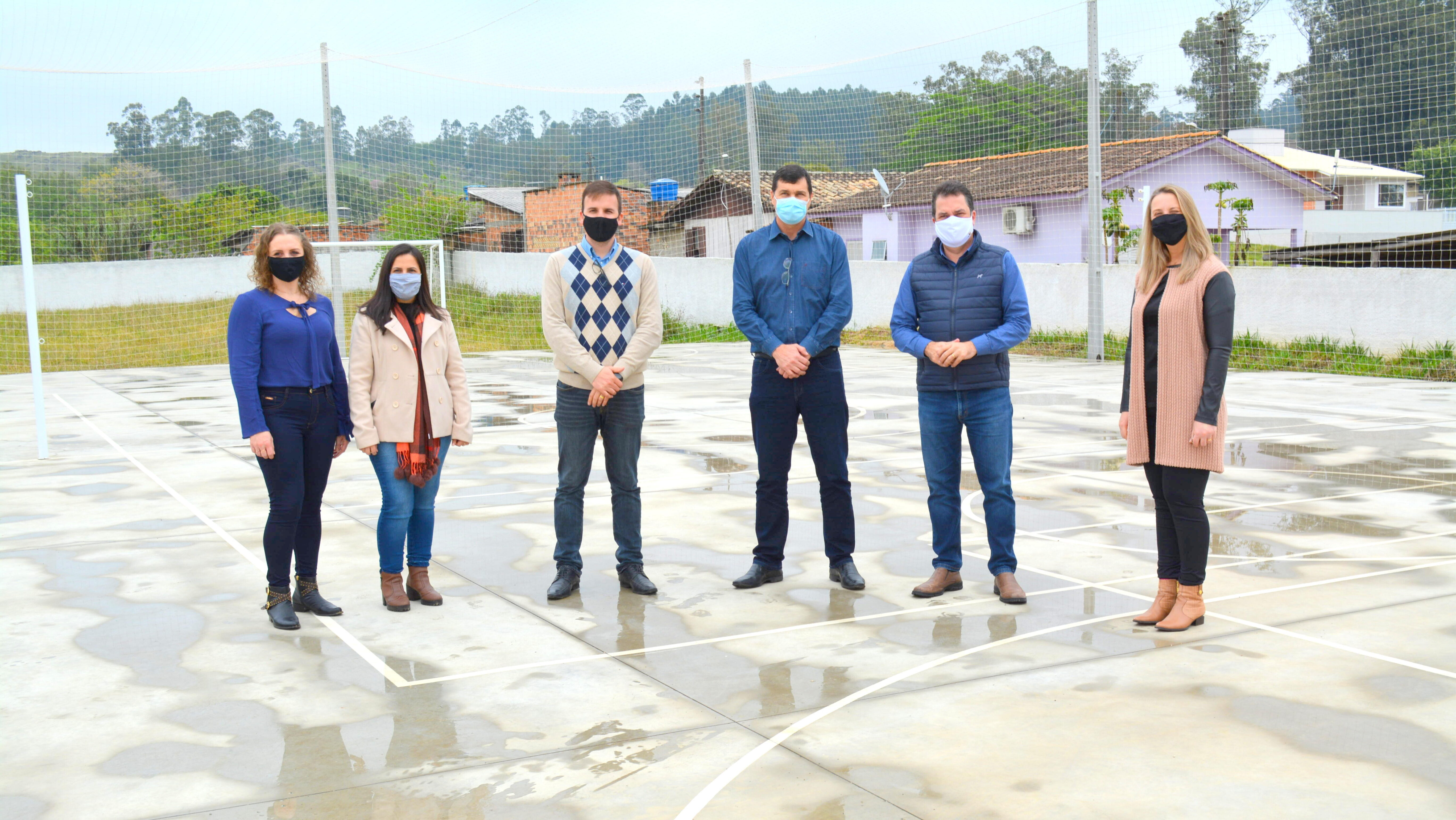 Deputado Rodrigo Minotto e lideranças de Morro da Fumaça