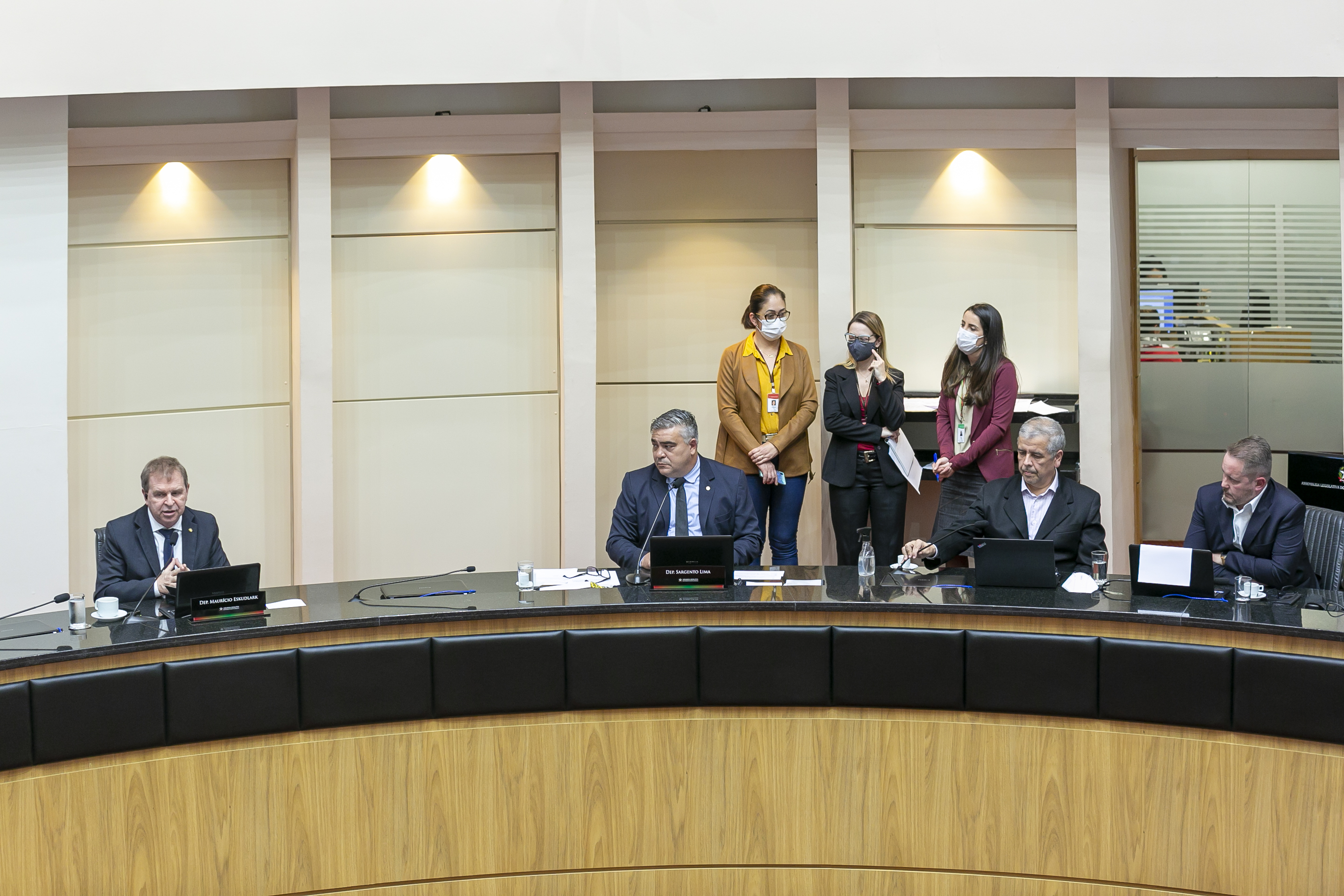 IRESA – Deputados em Comissão Mista discutem Indenização por Regime de Serviço Público Ativo – Iresa