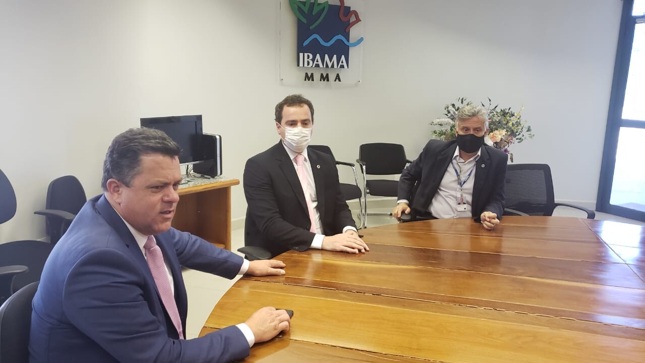Deputado Ivan Naatz, presidente da Comissão de Turismo e Meio Ambiente, esteve reunido nesta quarta com a direção do Ibama, em Brasília FOTO: Divulgaç