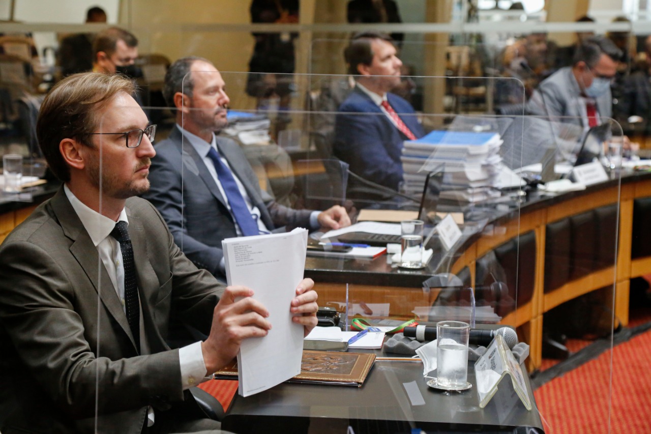 IMPEACHMENT – Tribunal Especial de Julgamento