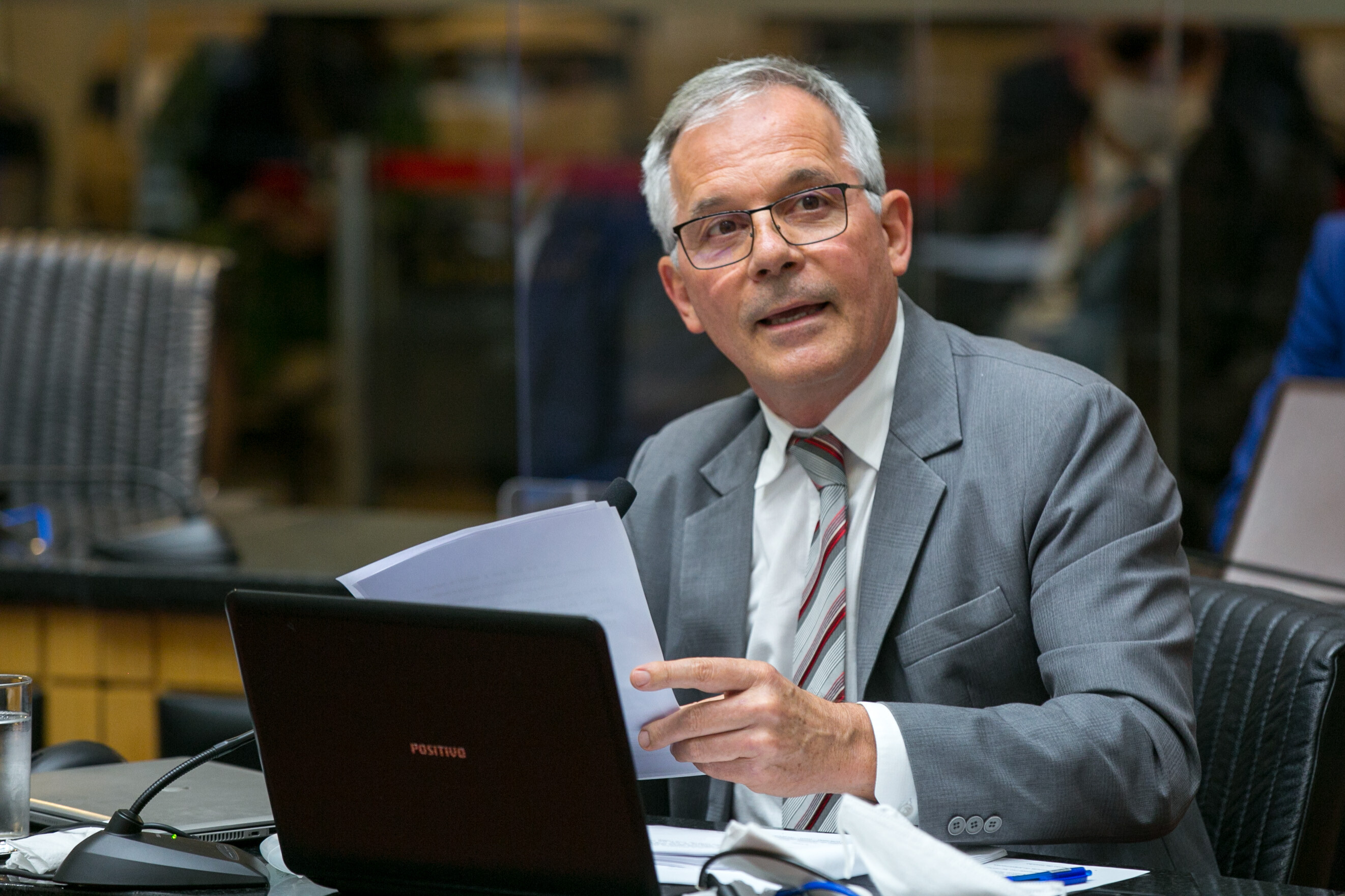 Confira como foram os votos dos membros do tribunal do impeachment