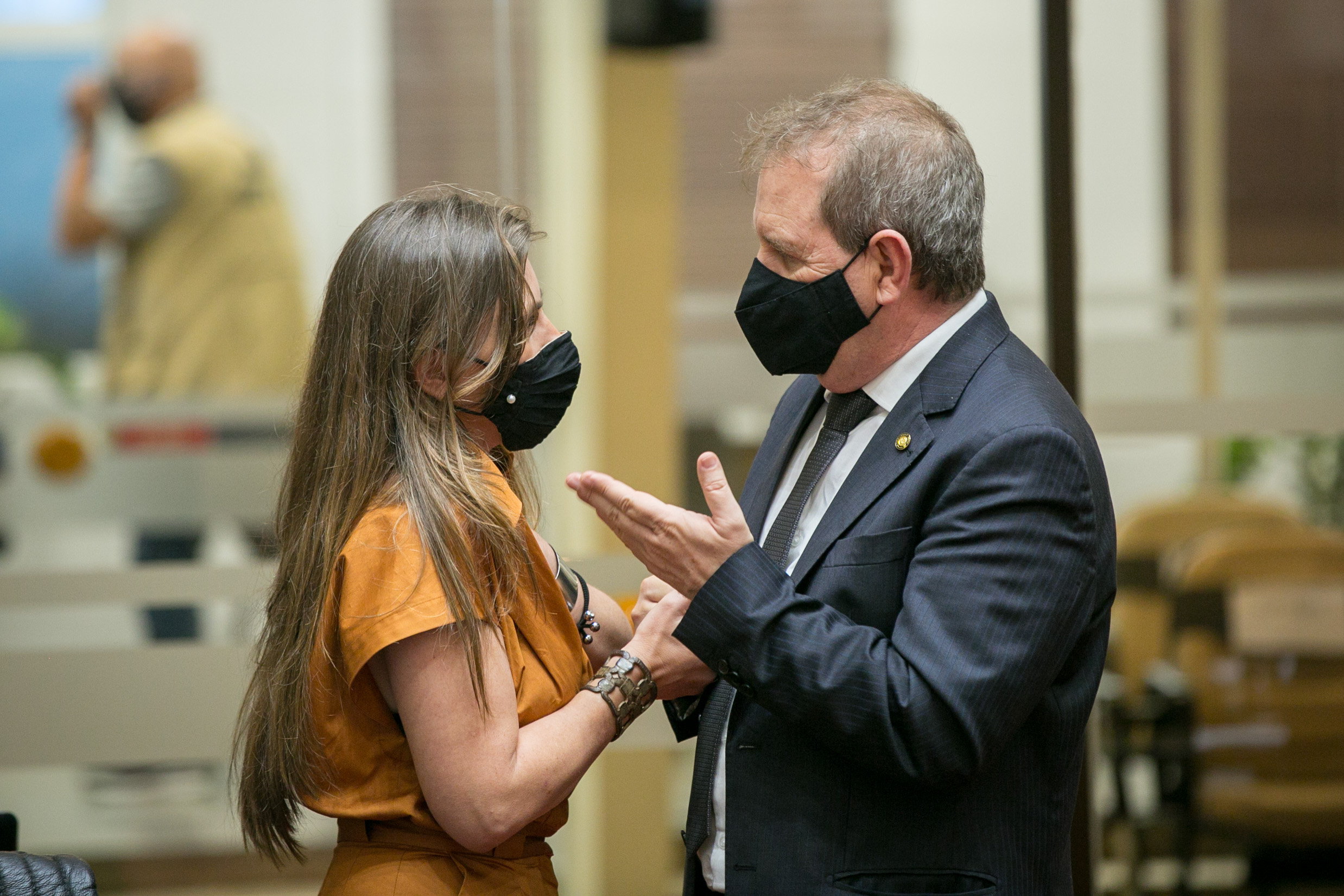 Deputada Paulinha (PDT) e Deputado Maurício Eskudlark (PL)