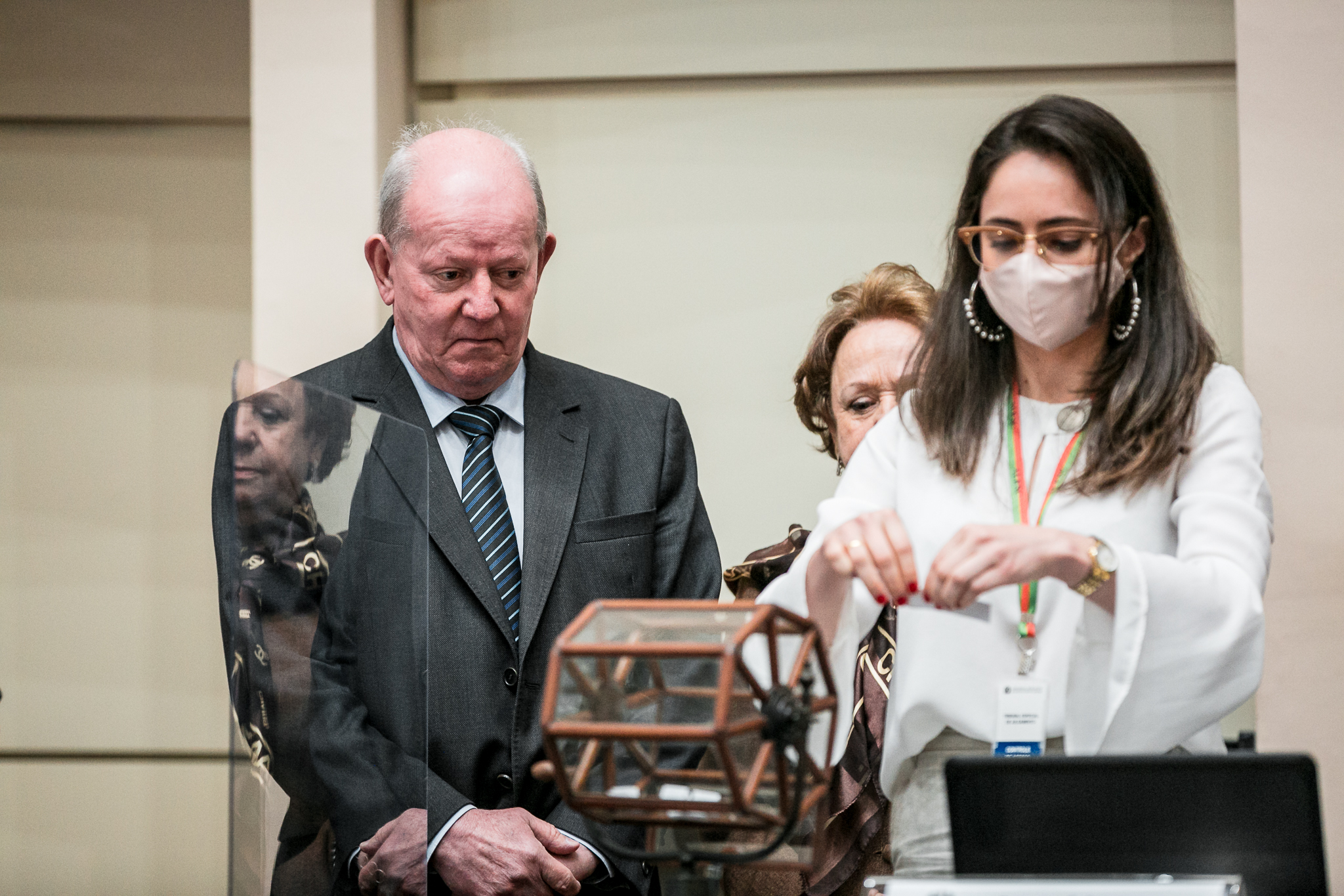 Deputado Marcos Vieira (PSDB) e Desembargadora Sonia Maria Schmitz