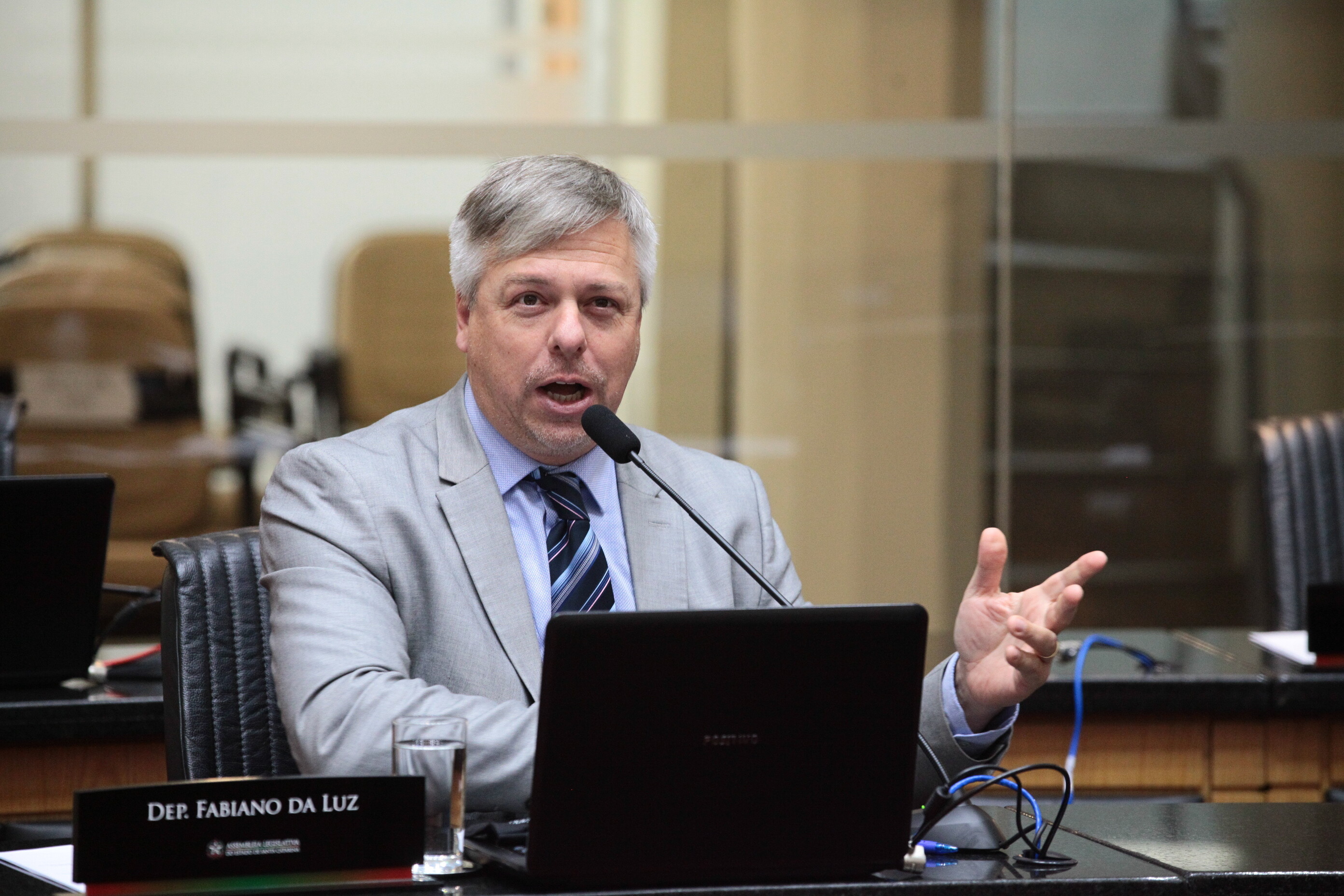 Dia do prefeito: Fabiano recebeu prêmios como gestor