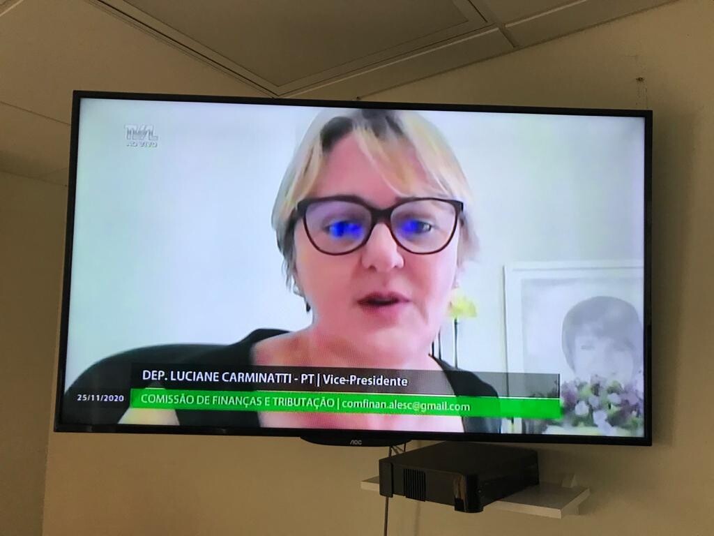 Deputada Luciane Carminatti