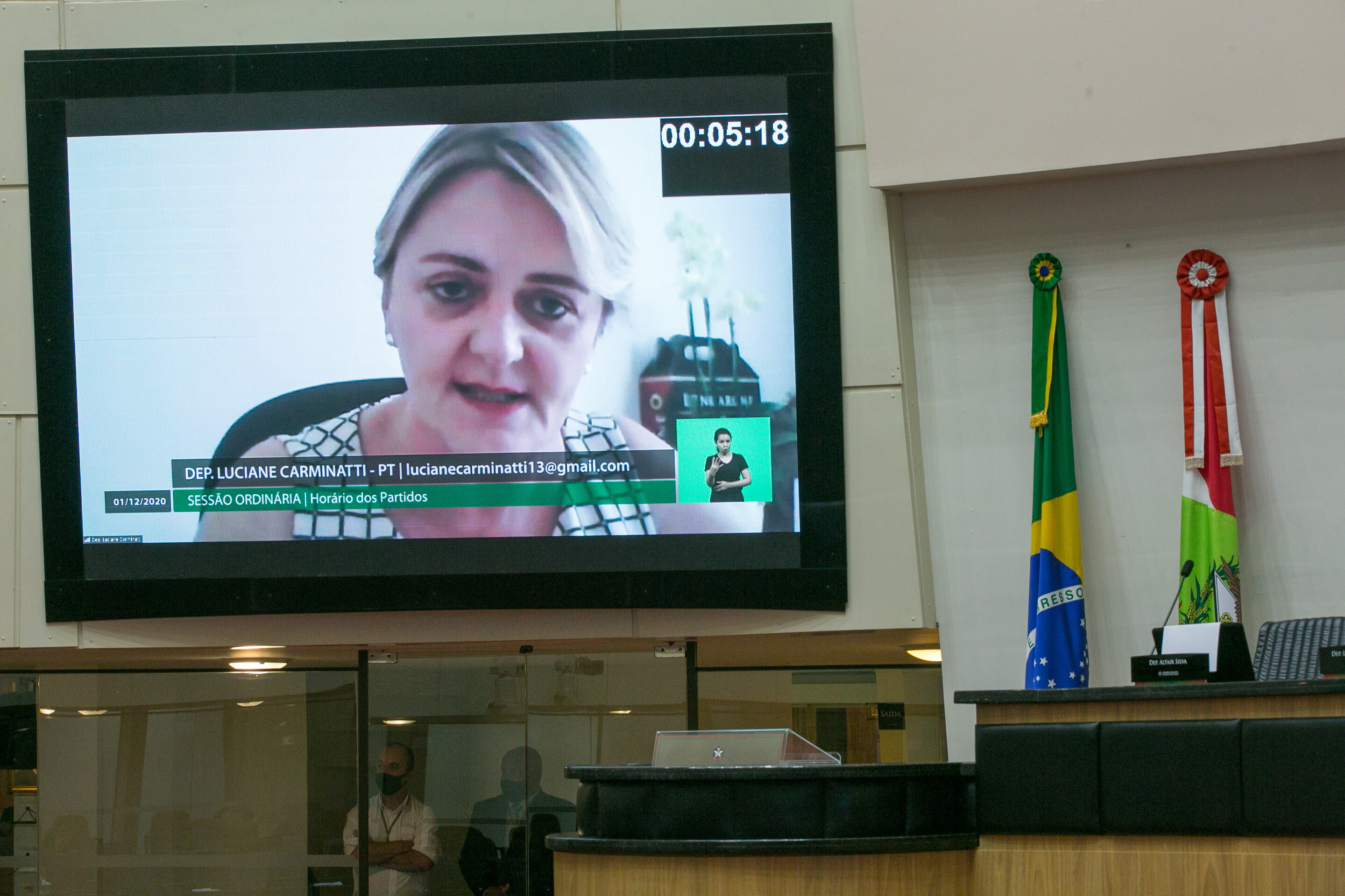 Deputada Luciane Carminatti