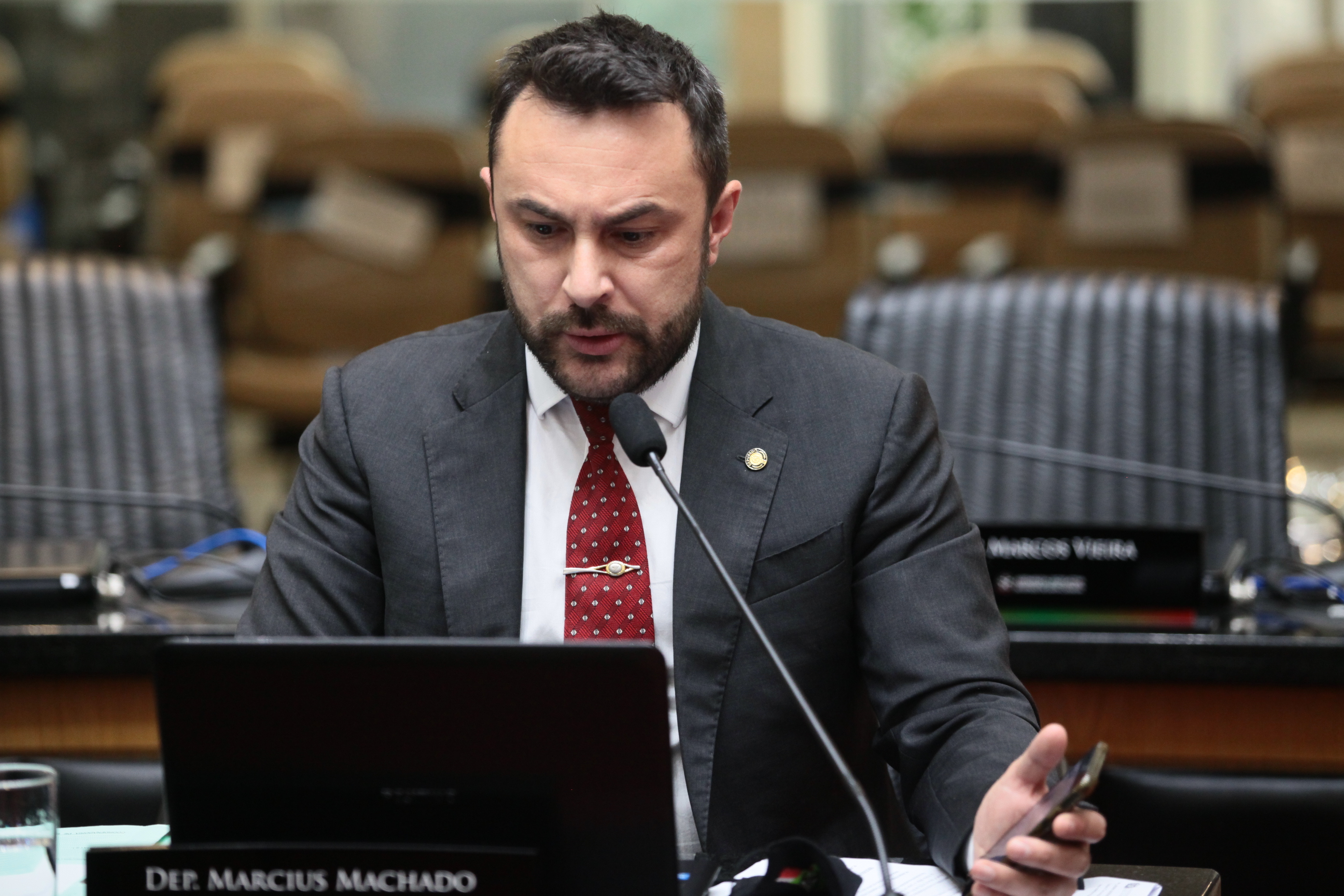Comissão de Constituição e Justiça