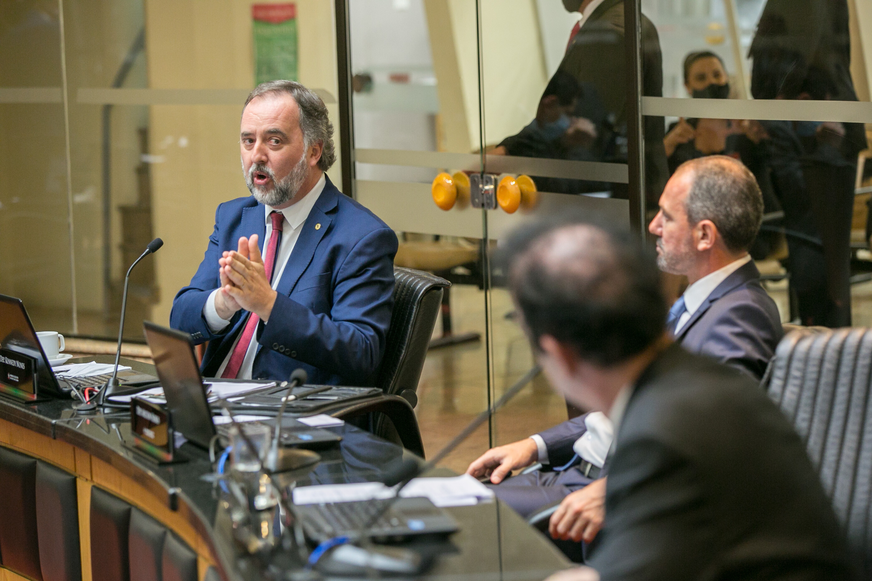 SC avança na negociação para compra de vacina italiana