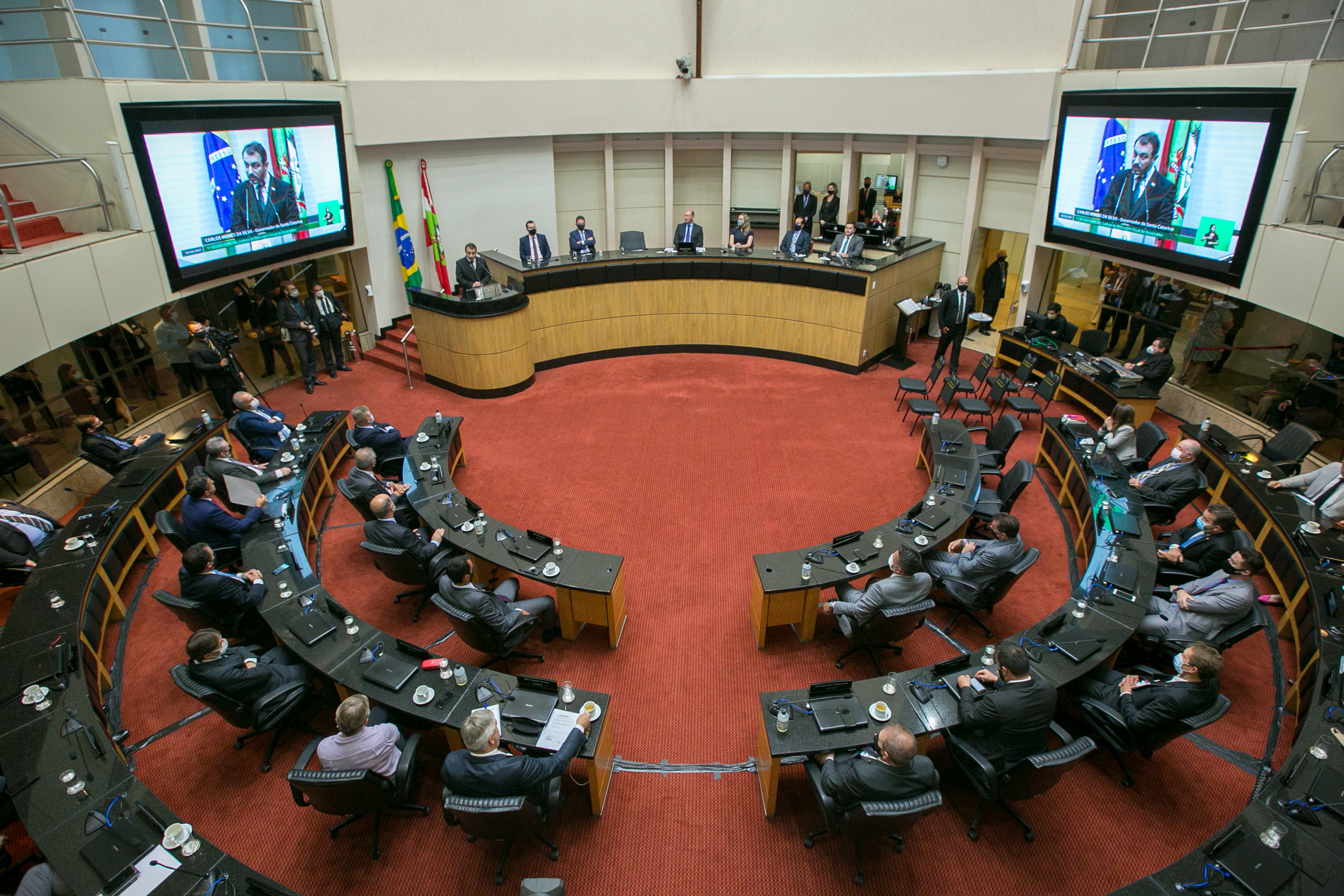 SESSÃO ESPECIAL – Mensagem do Governador