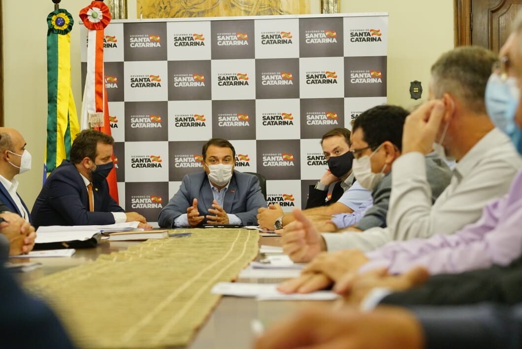 Deputado reúne prefeitos em reunião com governador Carlos Moisés