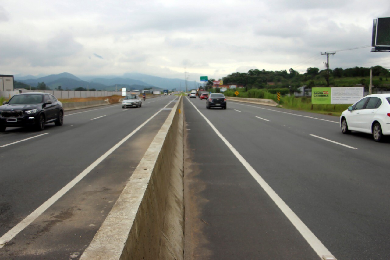 BR-280, entre Guaramirim e Jaraguá do Sul