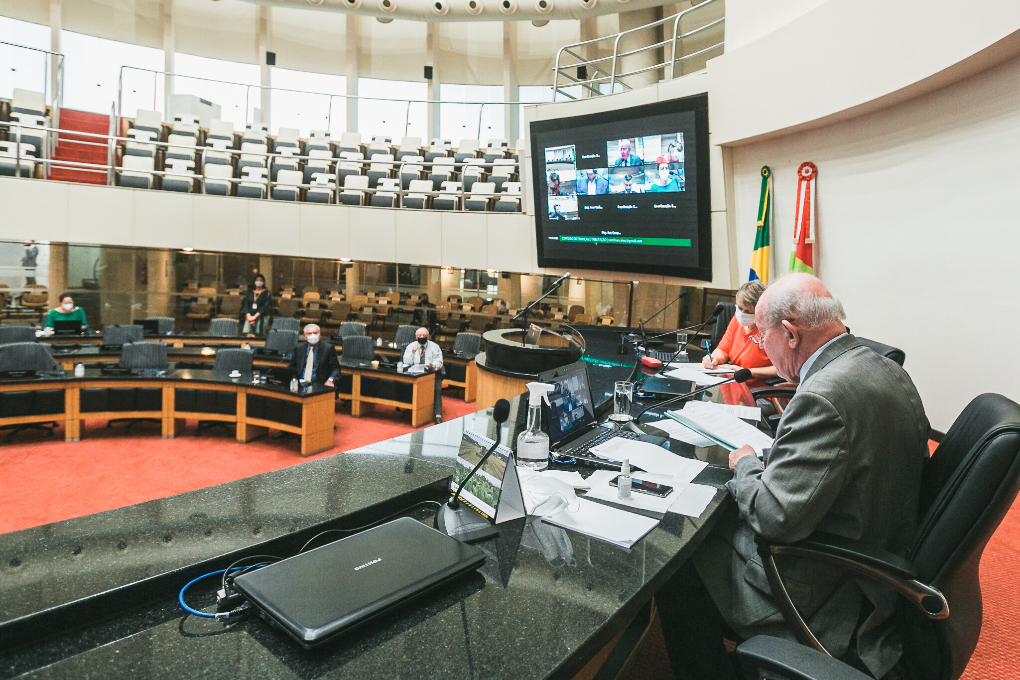 Comissão de Finanças acata prorrogação de gratificação de profissionais de saúde