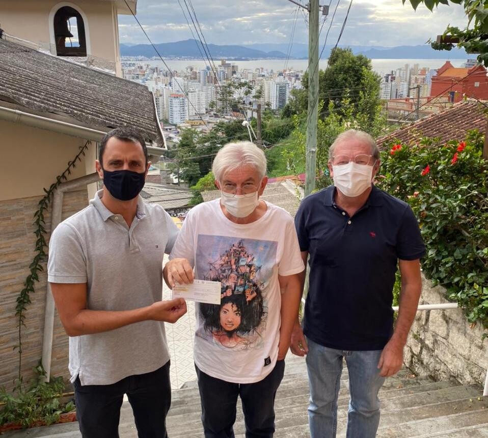Deputado João Amin e padre Vilson Groh