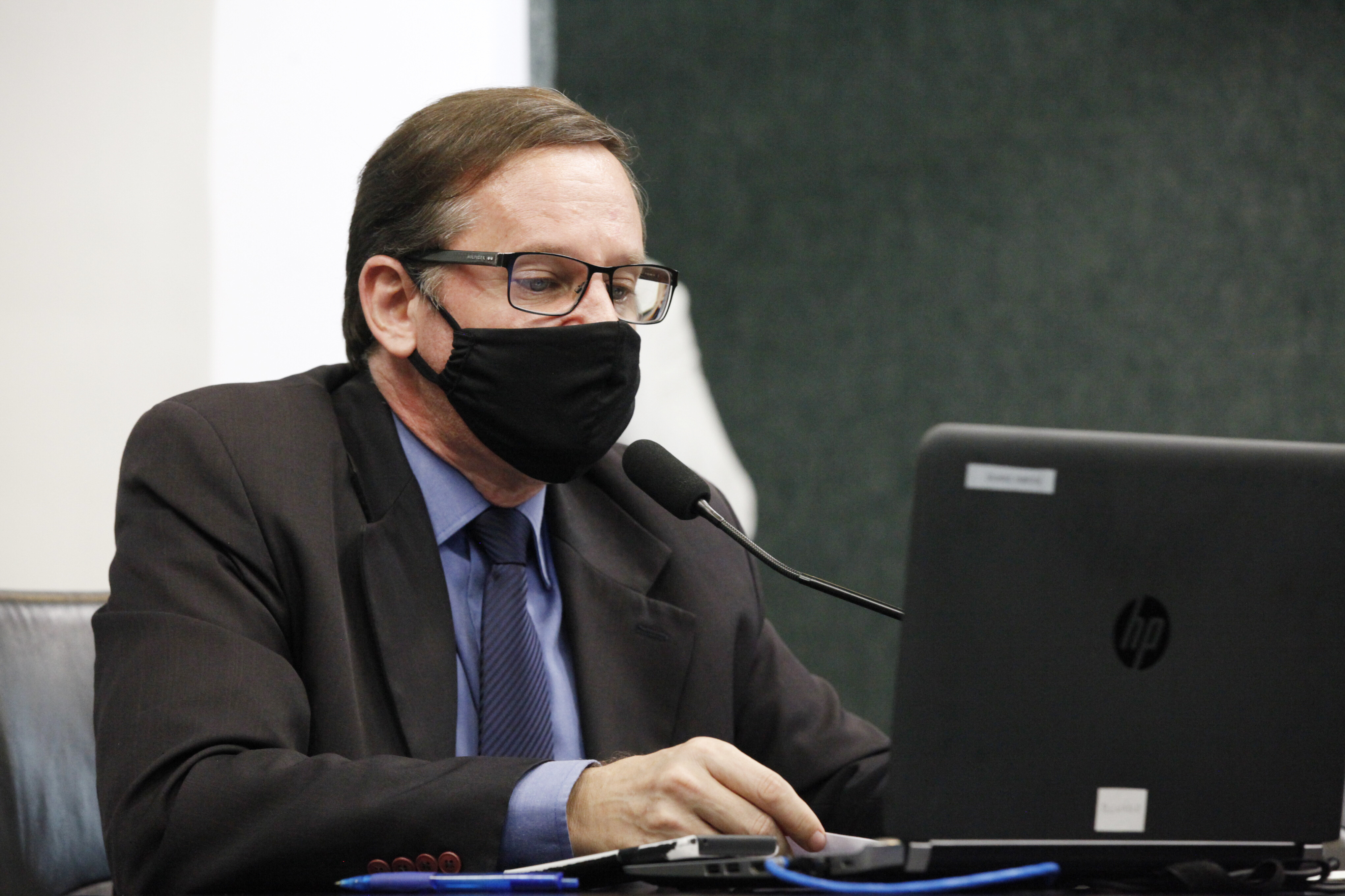 Deputado Jair Miotto presidiu a reunião sobre a situação da usina Jorge Lacerda