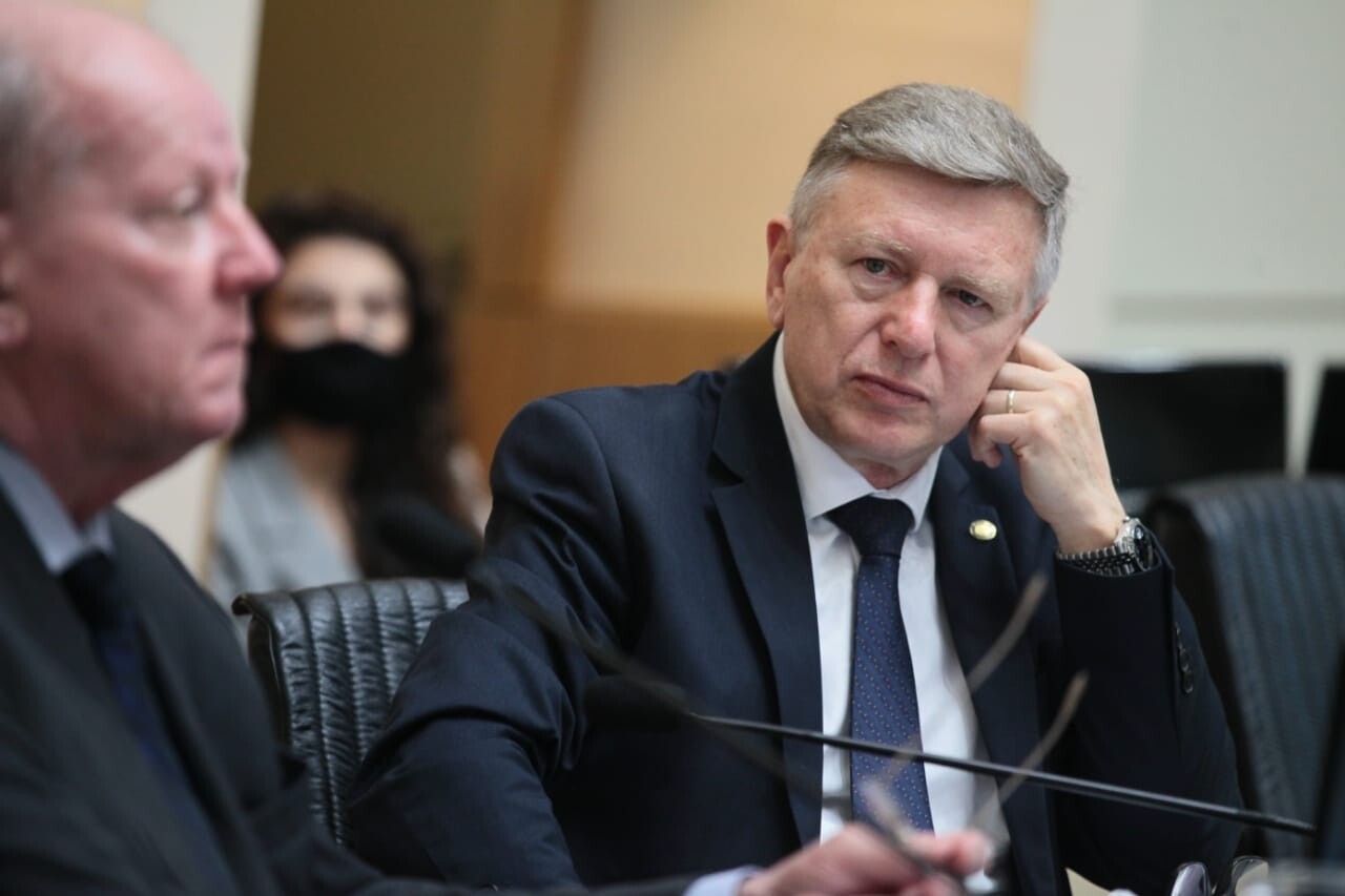 Deputado Milton Hobus