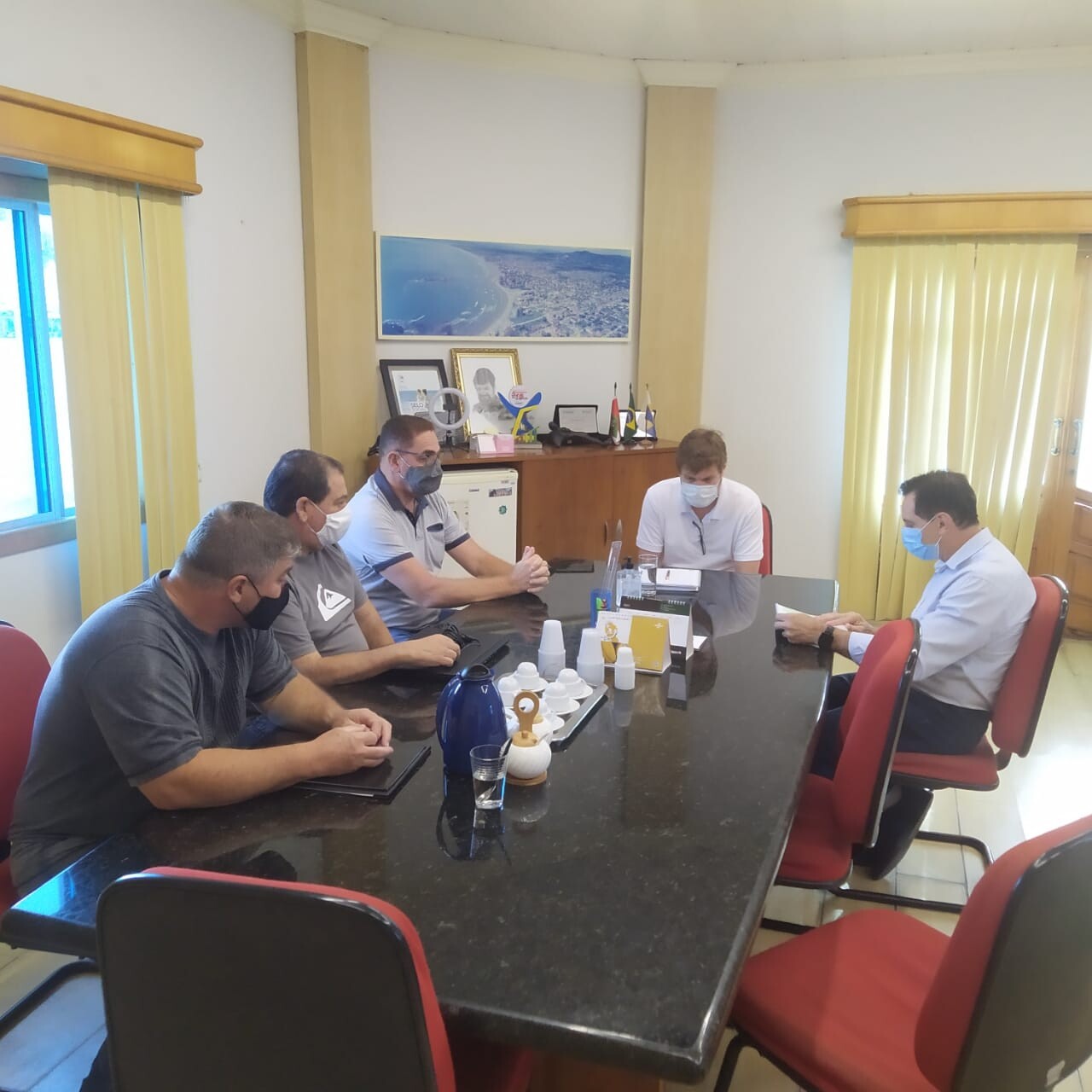Deputado Coronel Mocellin, prefeito de Navegantes, Liba, e lideranças locais