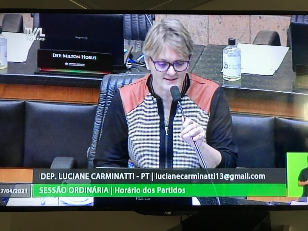 Deputada Luciane Carminatti