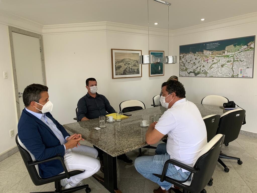 Deputado Ivan Naatz esteve reunido com o secretário de Estado de Turismo da Bahia, Fausto Franco, em busca de subsídios FOTO: Divulgação