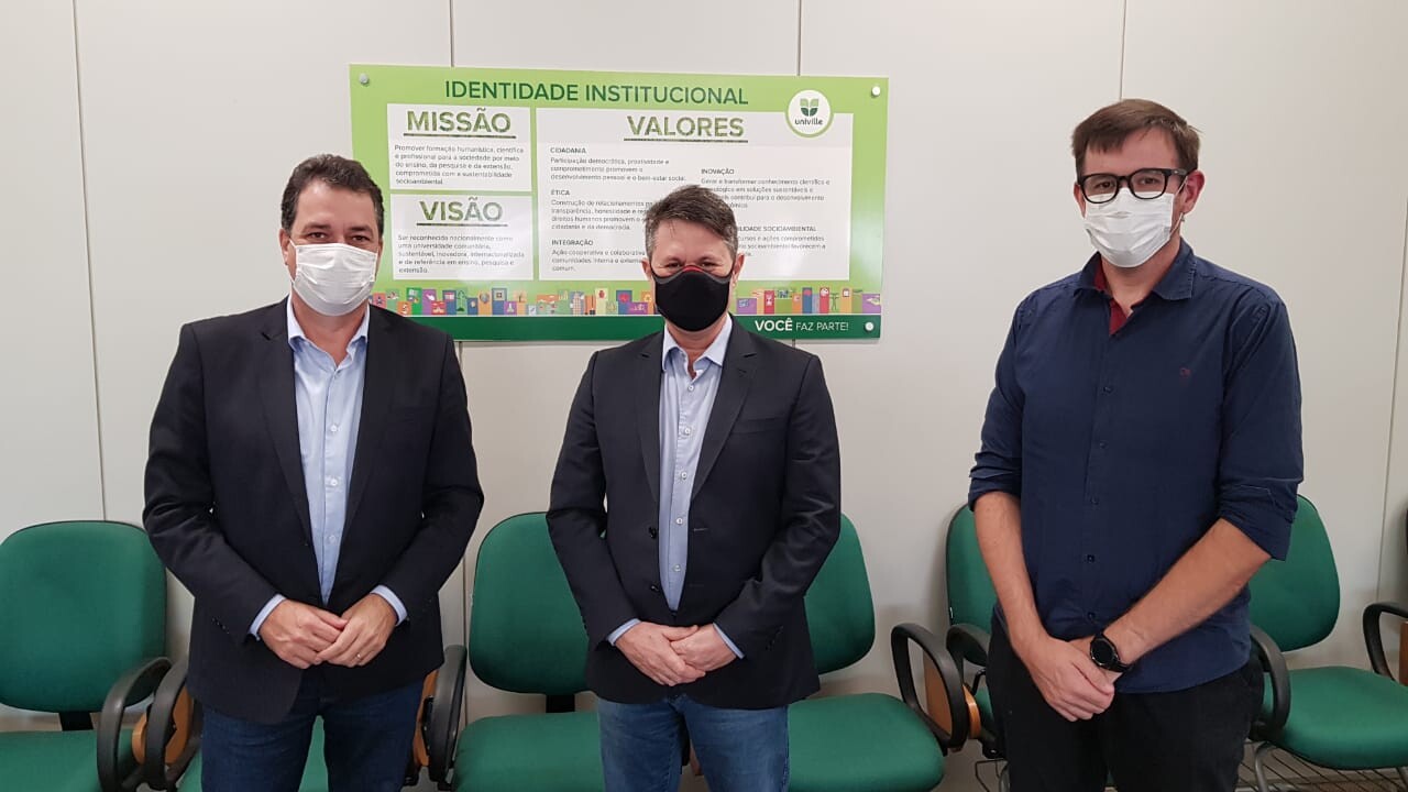 Deputado Minotto visita Univille e enaltece investimentos do Uniedu