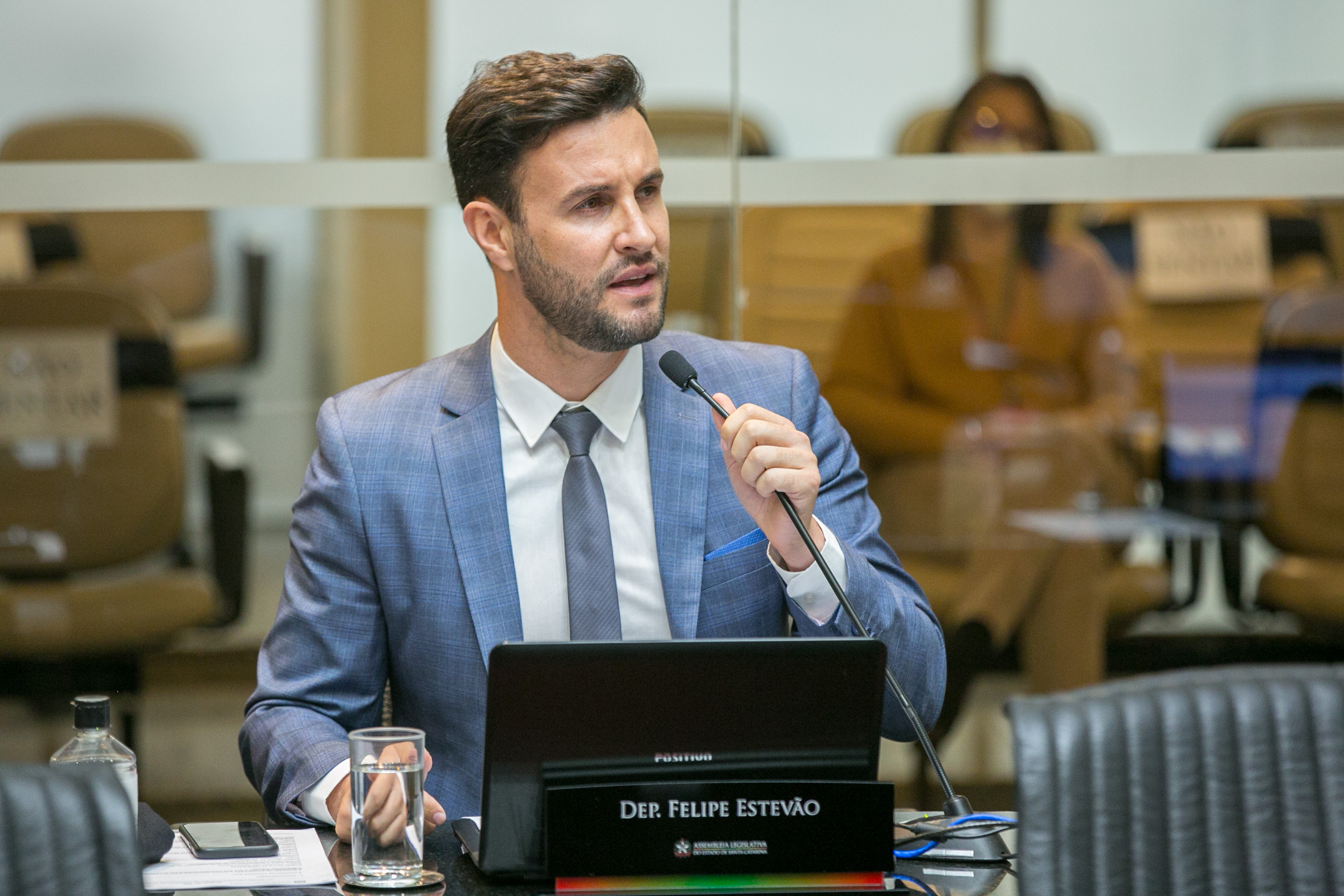 Deputado Felipe Estevão (PSL)