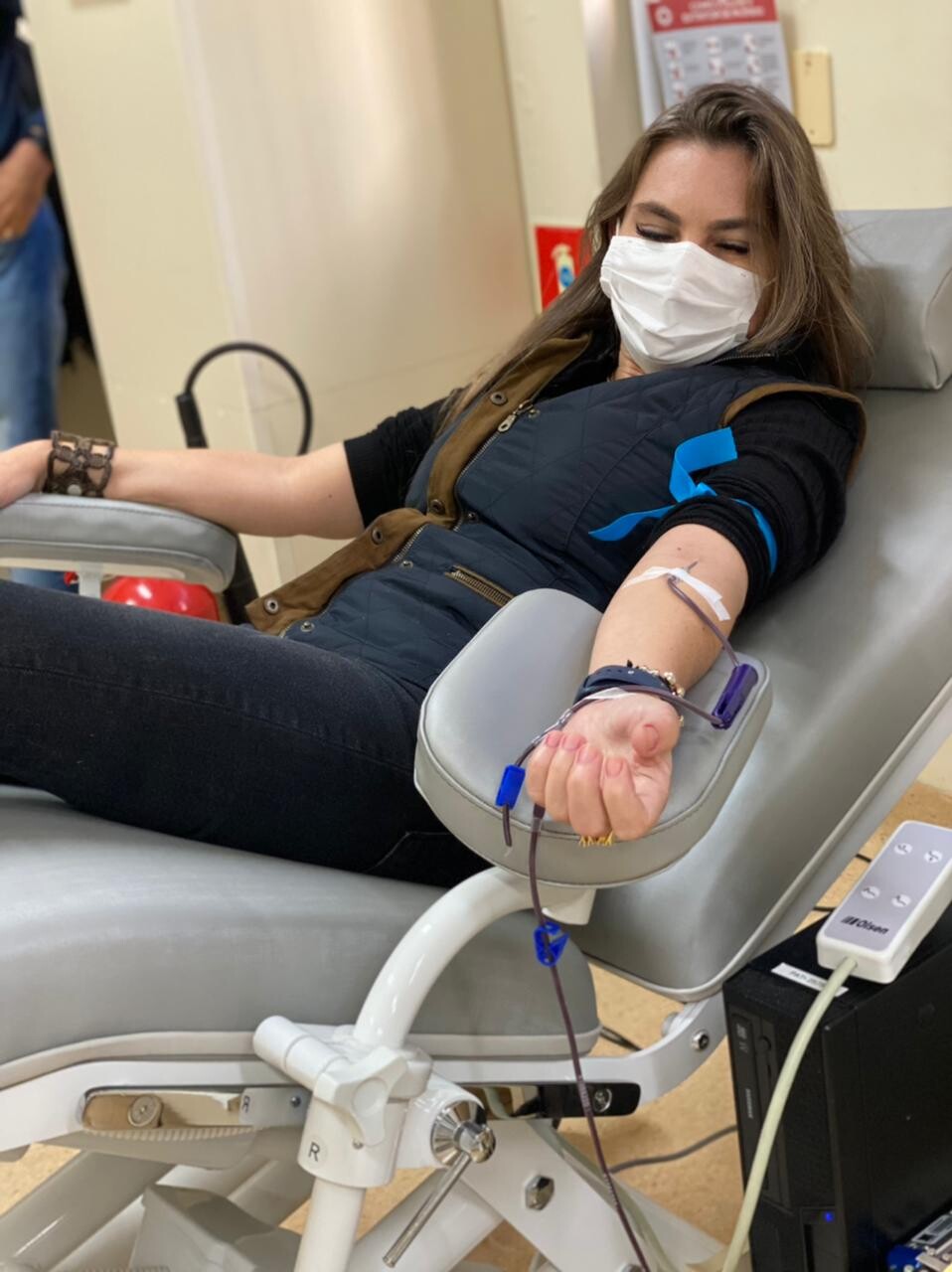 Paulinha doa sangue para auxiliar na retomada para as cirurgias eletivas