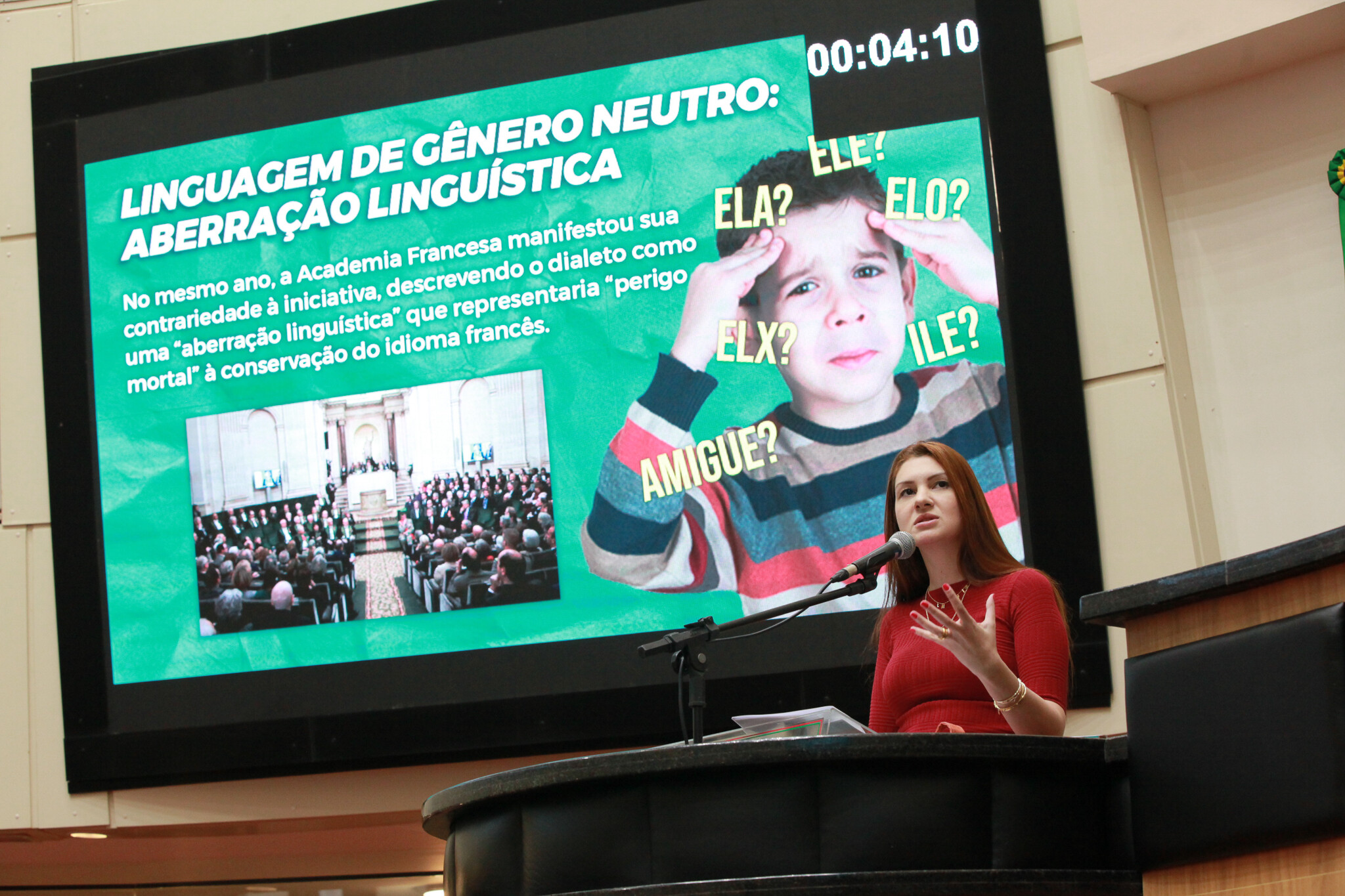 Linguagem neutra é tema de discurso durante sessão ordinária
