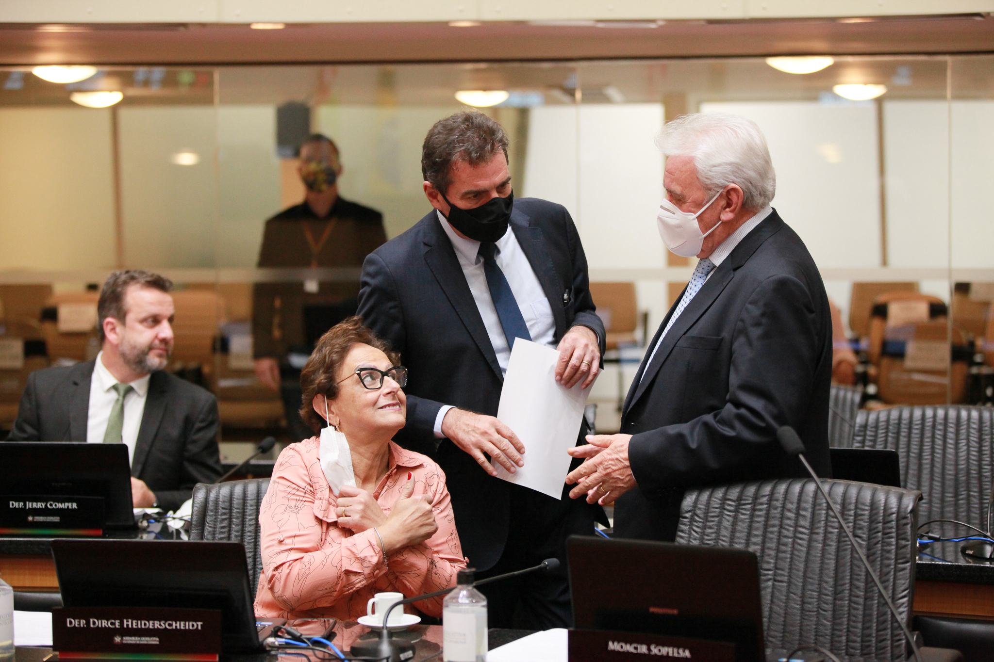 Deputada Dirce Heiderscheidt (MDB) - Deputado Valdir Cobalchini (MDB) - Deputado Moacir Sopelsa (MDB)