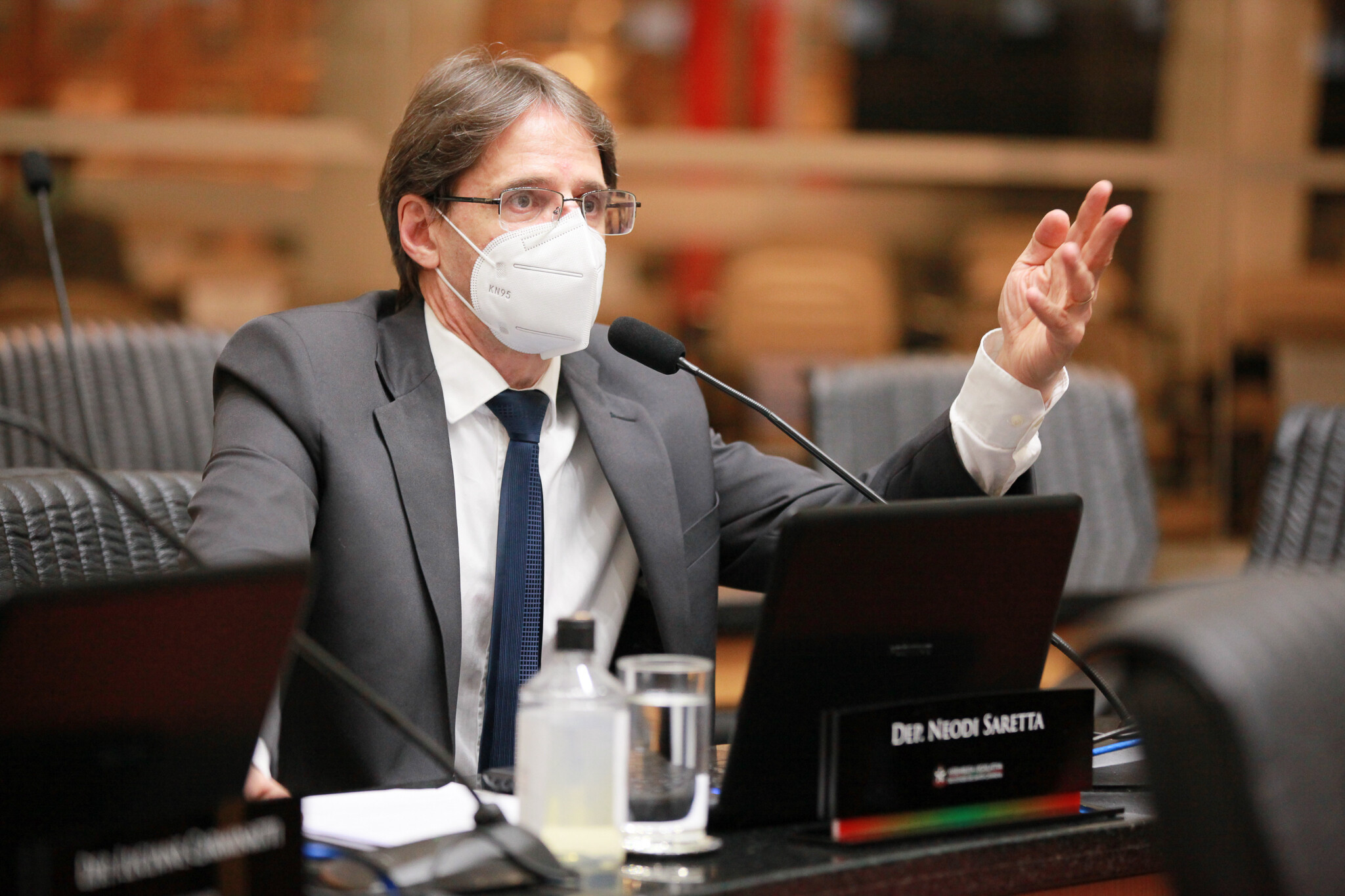 Saretta defende vacinação acelerada e vê chance de encurtar o calendário