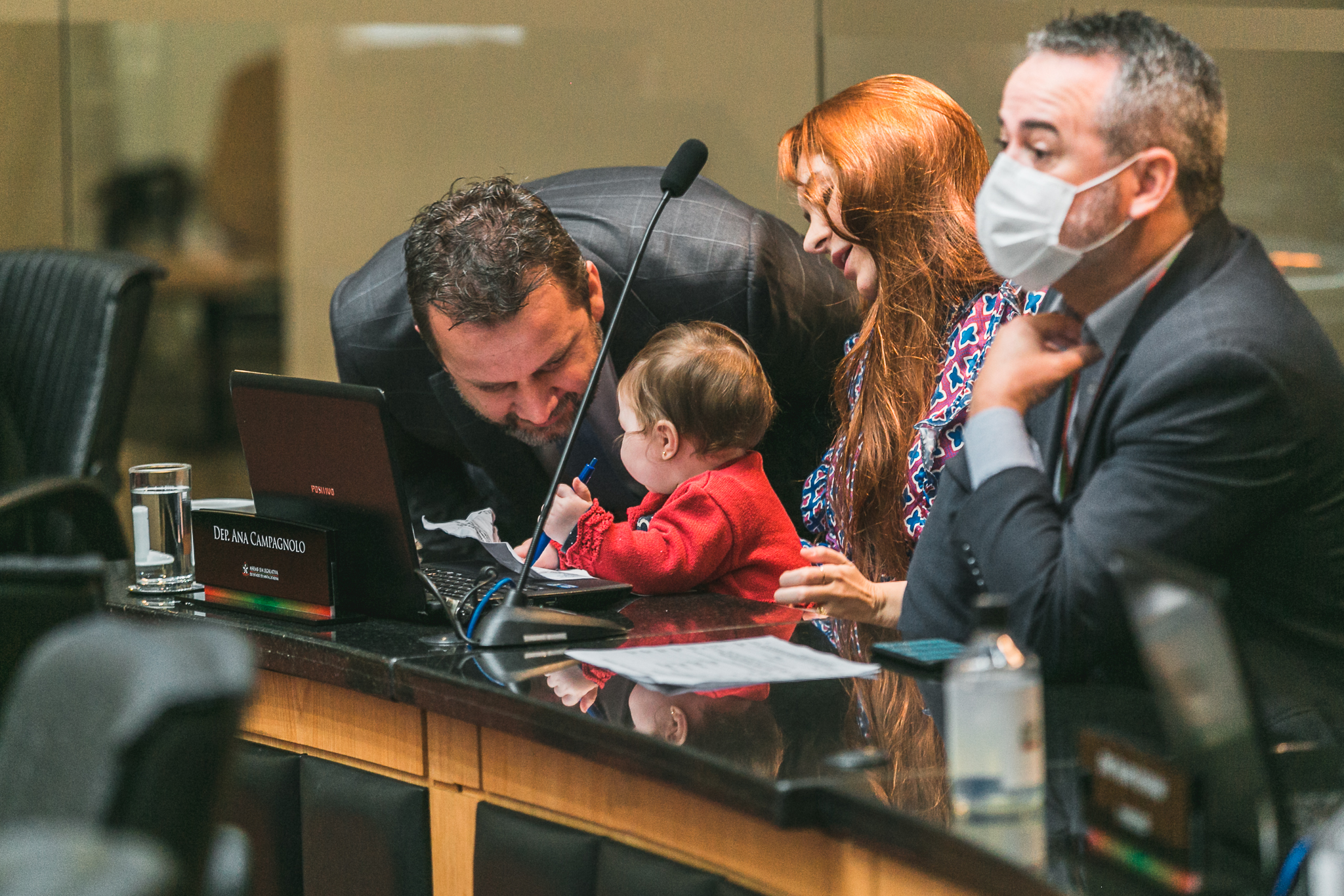 Deputada Ana Caroline Campagnolo (PSL) - Deputado Jerry Comper (MDB)