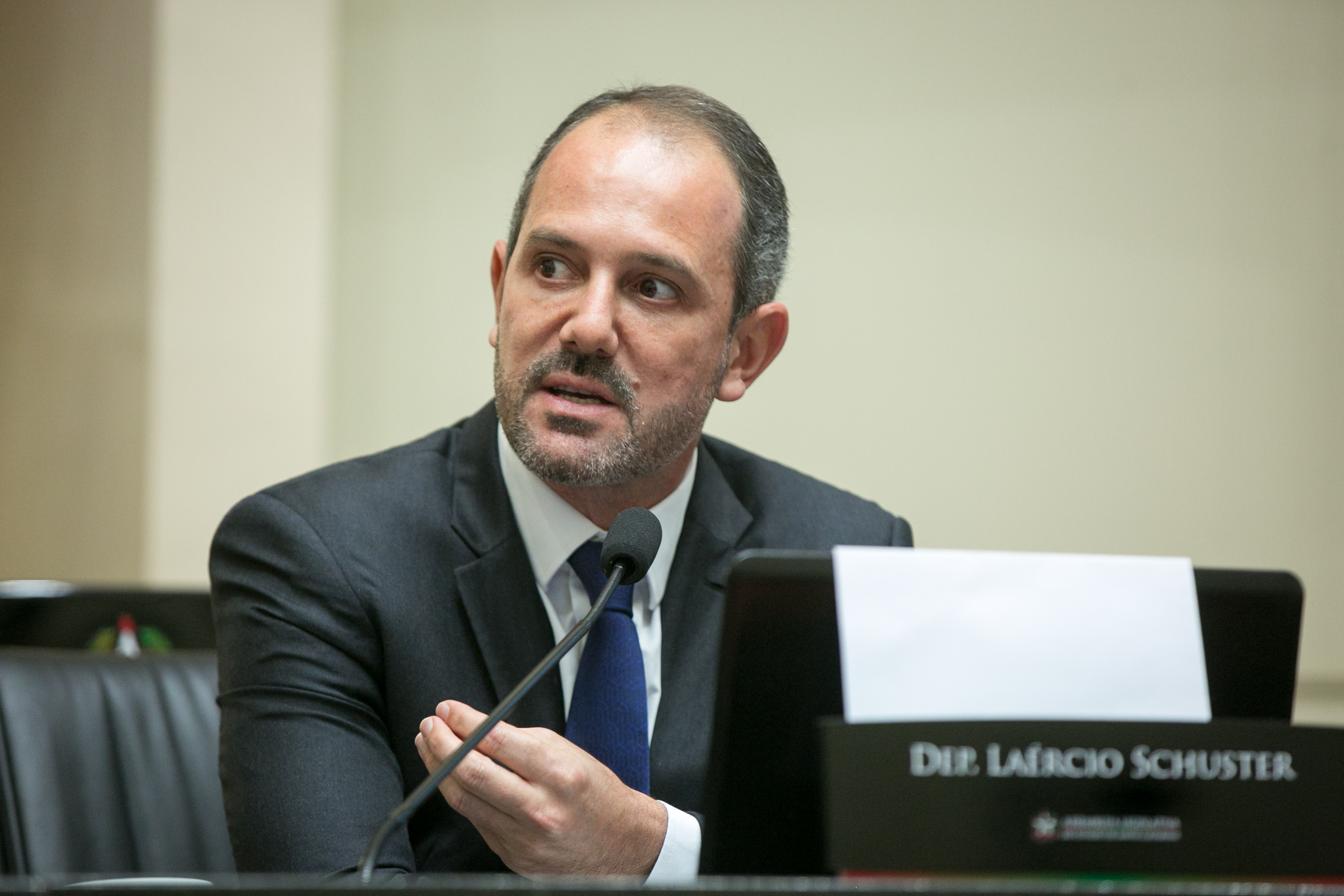 Deputado Laércio Schuster (PSB)