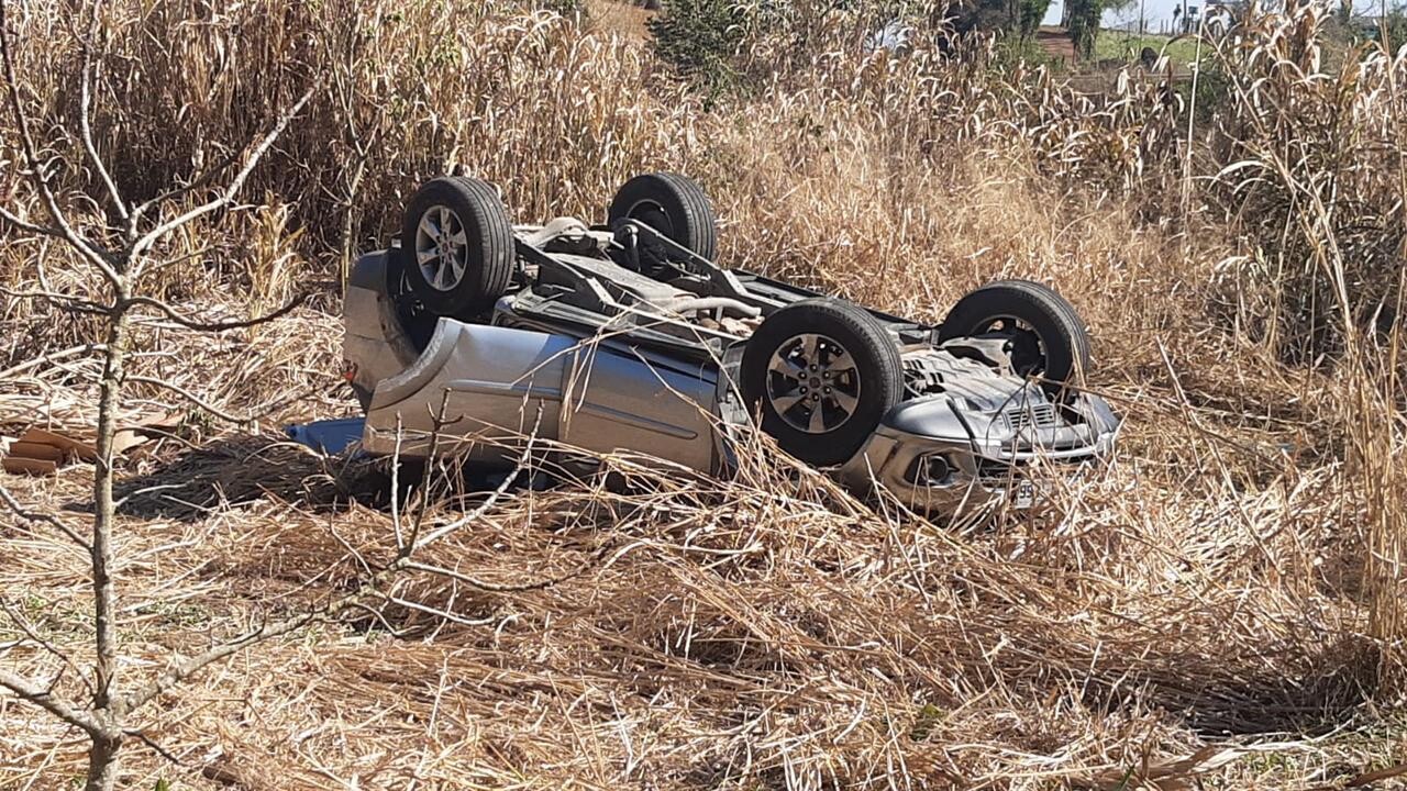 Coronel Mocellin e motorista sofrem acidente na BR-282 e são levados ao hospital