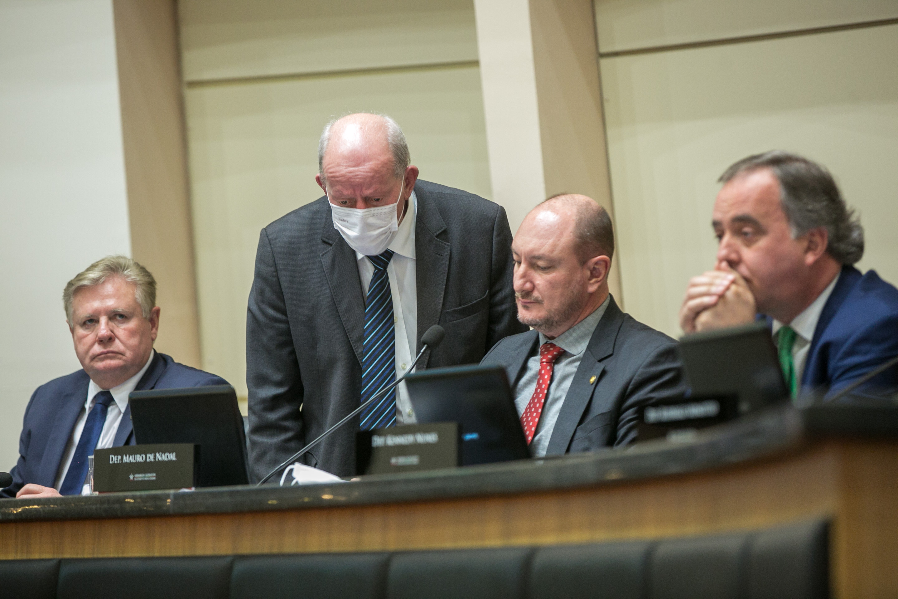 Deputado Marcos Vieira (PSDB) e Deputado Mauro de Nadal (MDB)