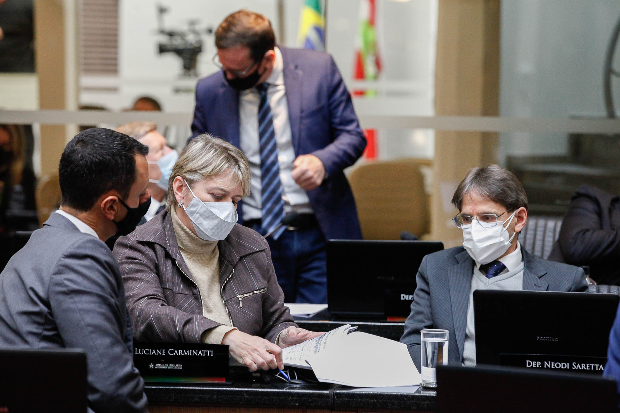 Deputado João Amin (PP), Deputada Luciane Carminatti (PT), Deputado Neodi Saretta (PT)