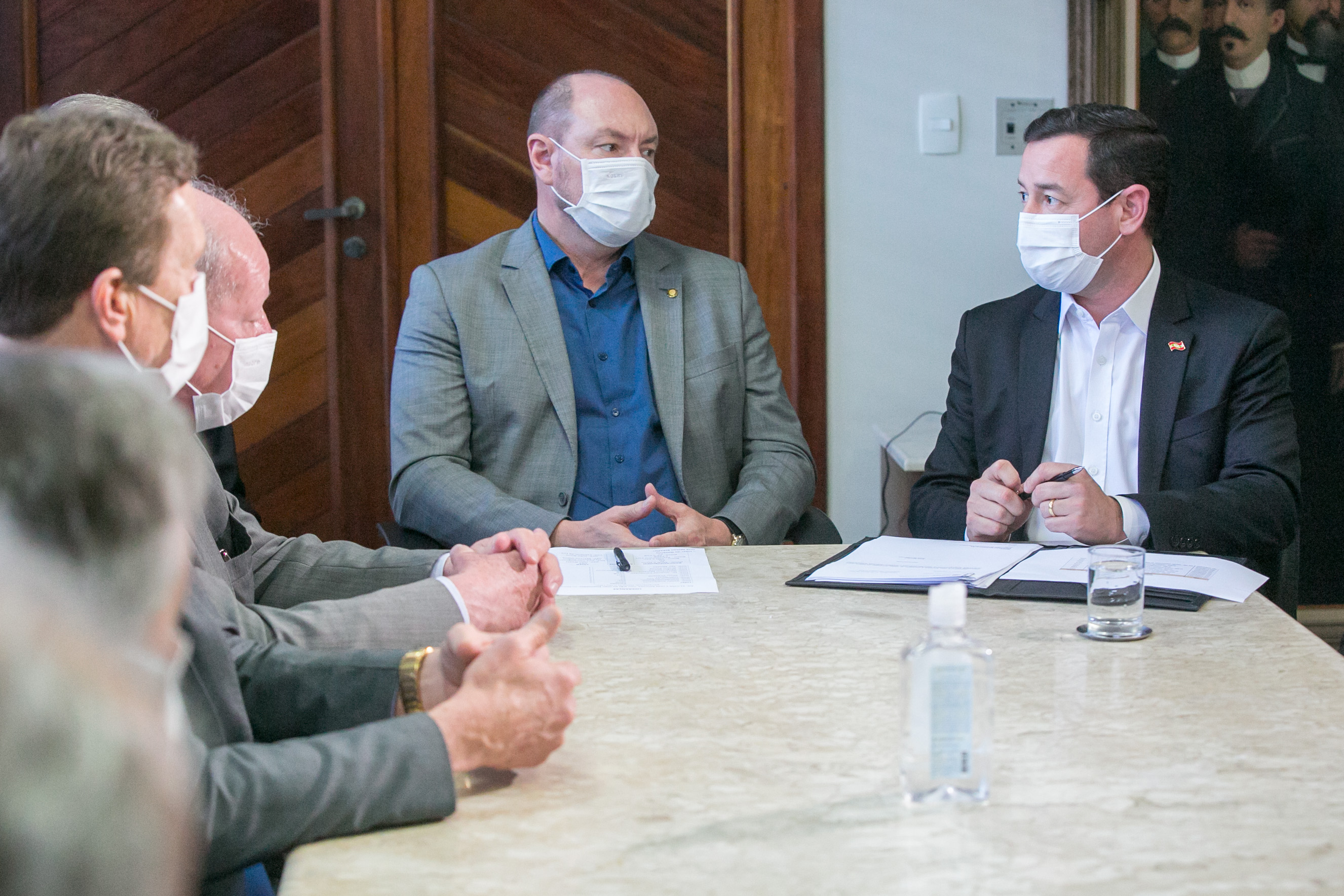 Deputado Mauro de Nadal (MDB)  e Secretario da Casa Civil, Eron Giordani