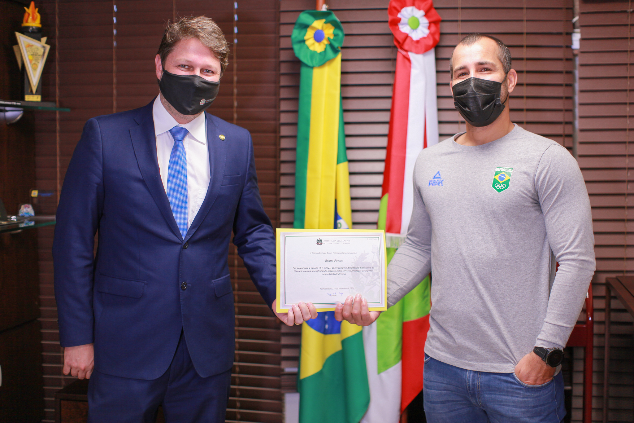 - Deputado Tiago Bolan Frigo (PSL)