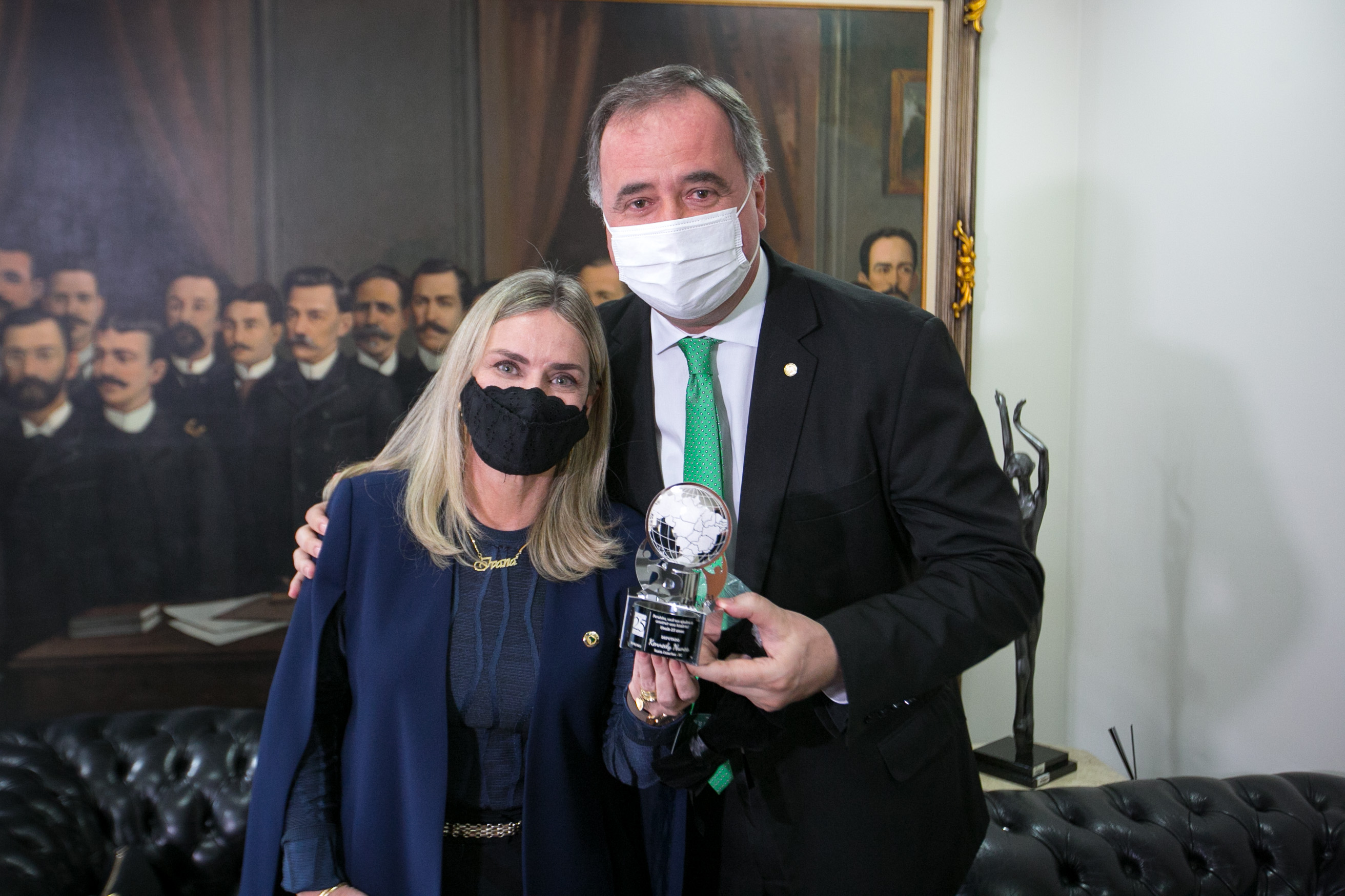 Presidente da UNALE, Deputada Ivana Bastos e Deputado Kennedy Nunes (PTB)