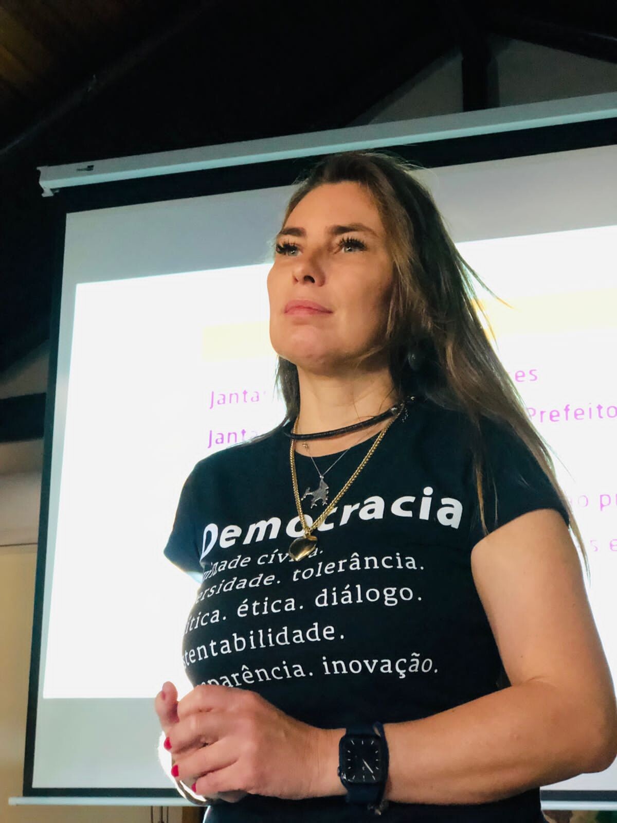 Paulinha decide seu destino político até outubro