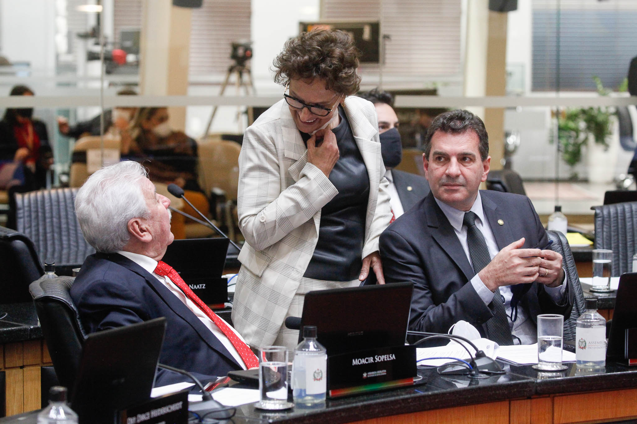 Deputado Moacir Sopelsa (MDB), Deputada Dirce Heiderscheidt (MDB), Deputado Valdir Cobalchini (MDB)