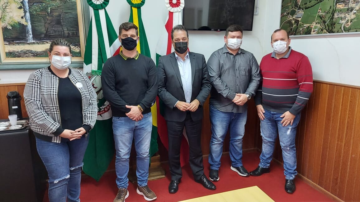 Minotto confirma R$ 250 mil para pavimentação em Grão-Pará