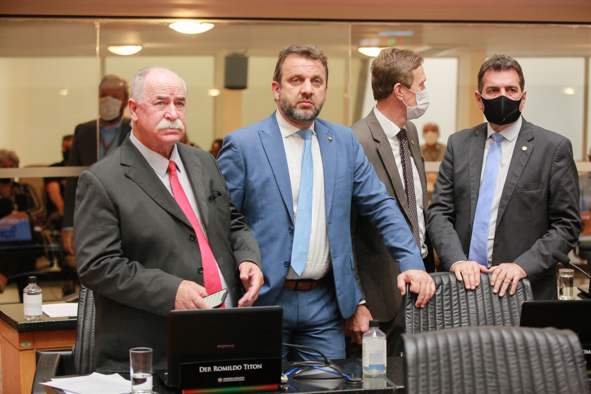 - Deputado Romildo Titon (MDB)
 - Deputado Jerry Comper (MDB)