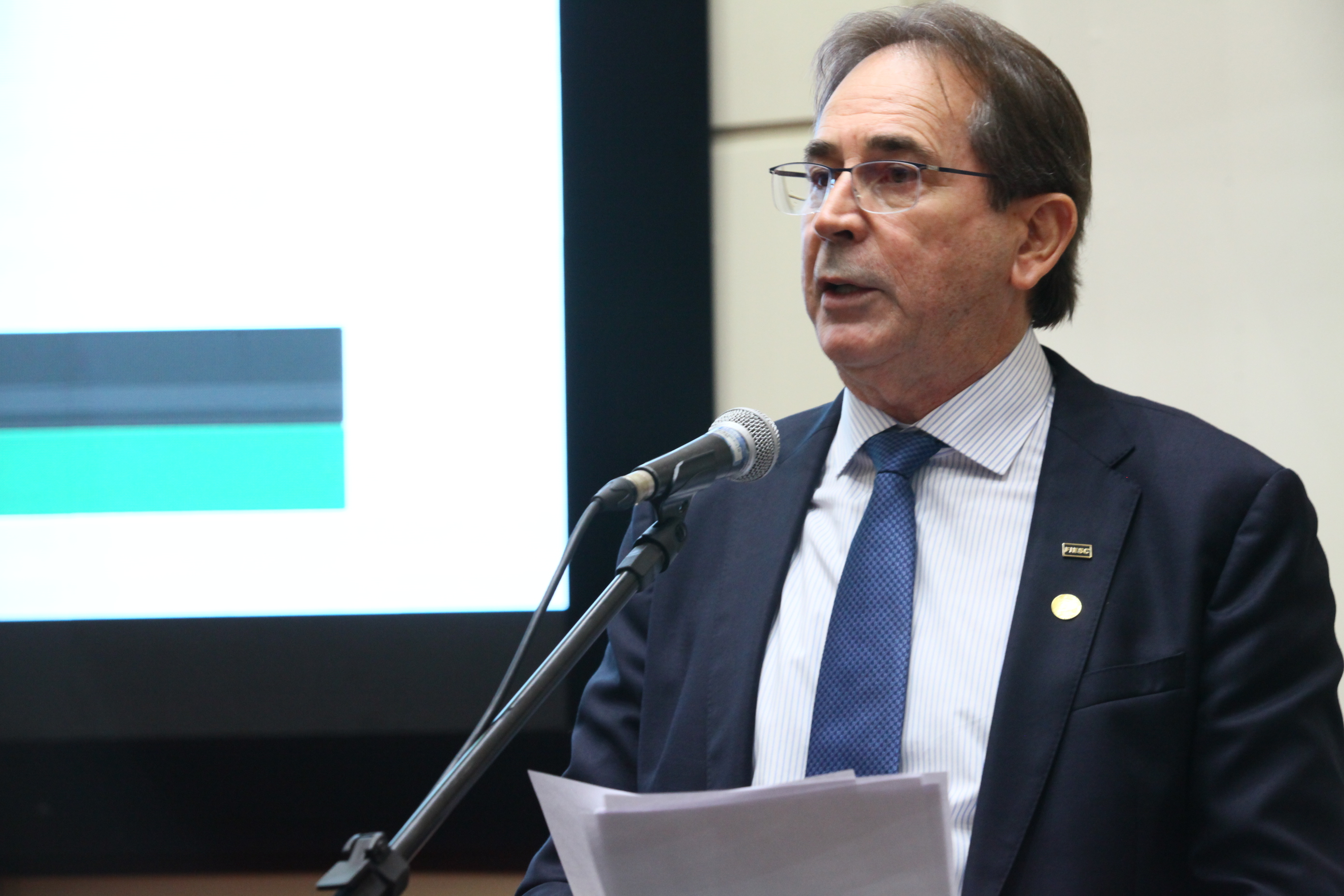 Sessão Especial em Homenagem à Indústria e ao Comércio de SC - Mario Cesa de Aguiar, presidente da FIESC