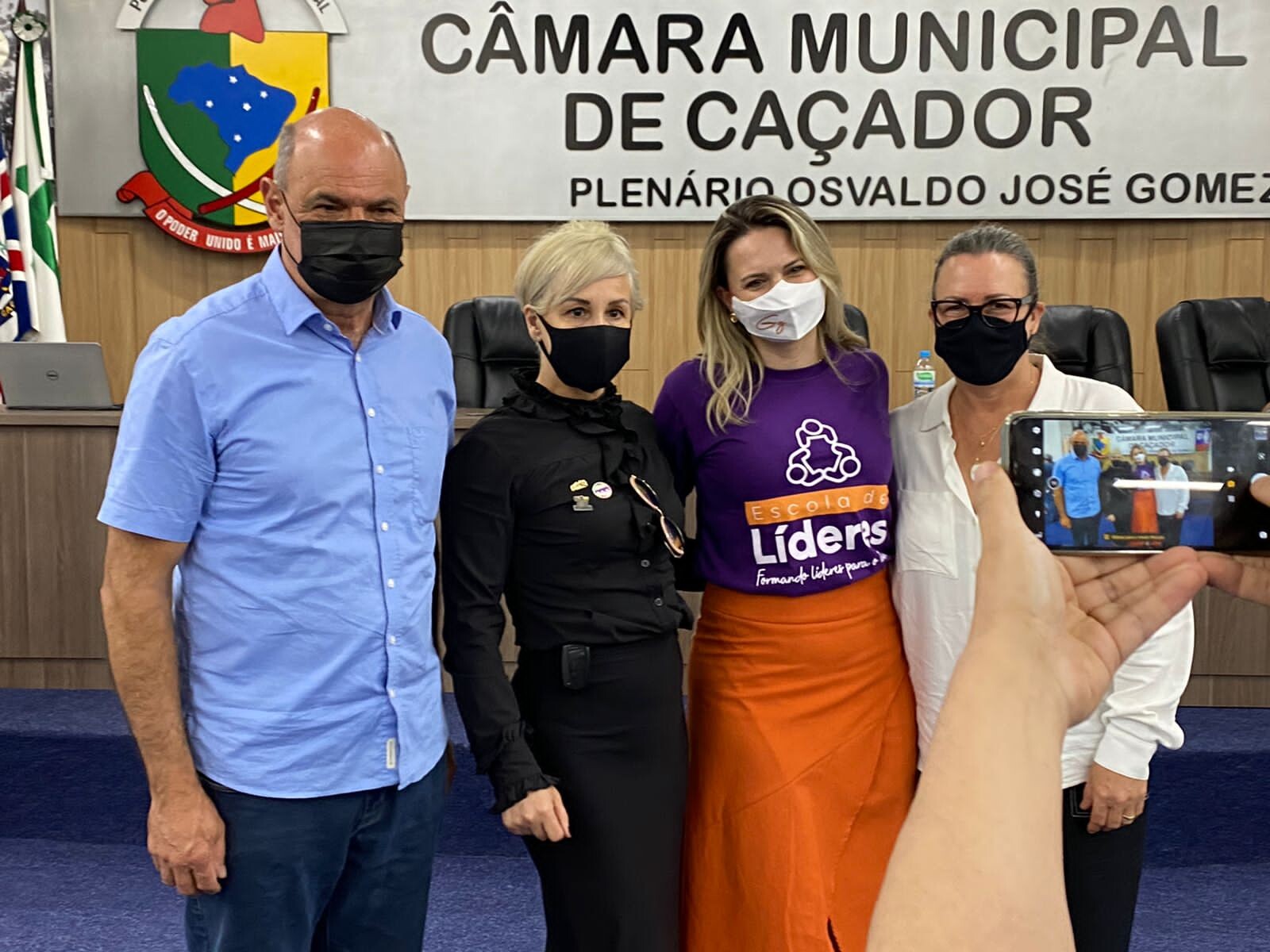Escola de Líderes capacitou mais de mil pessoas e atingiu 251 entidades