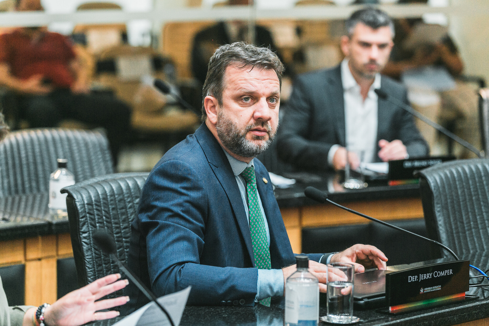 Jerry é relator de projeto de lei que trata de abandono de idosos