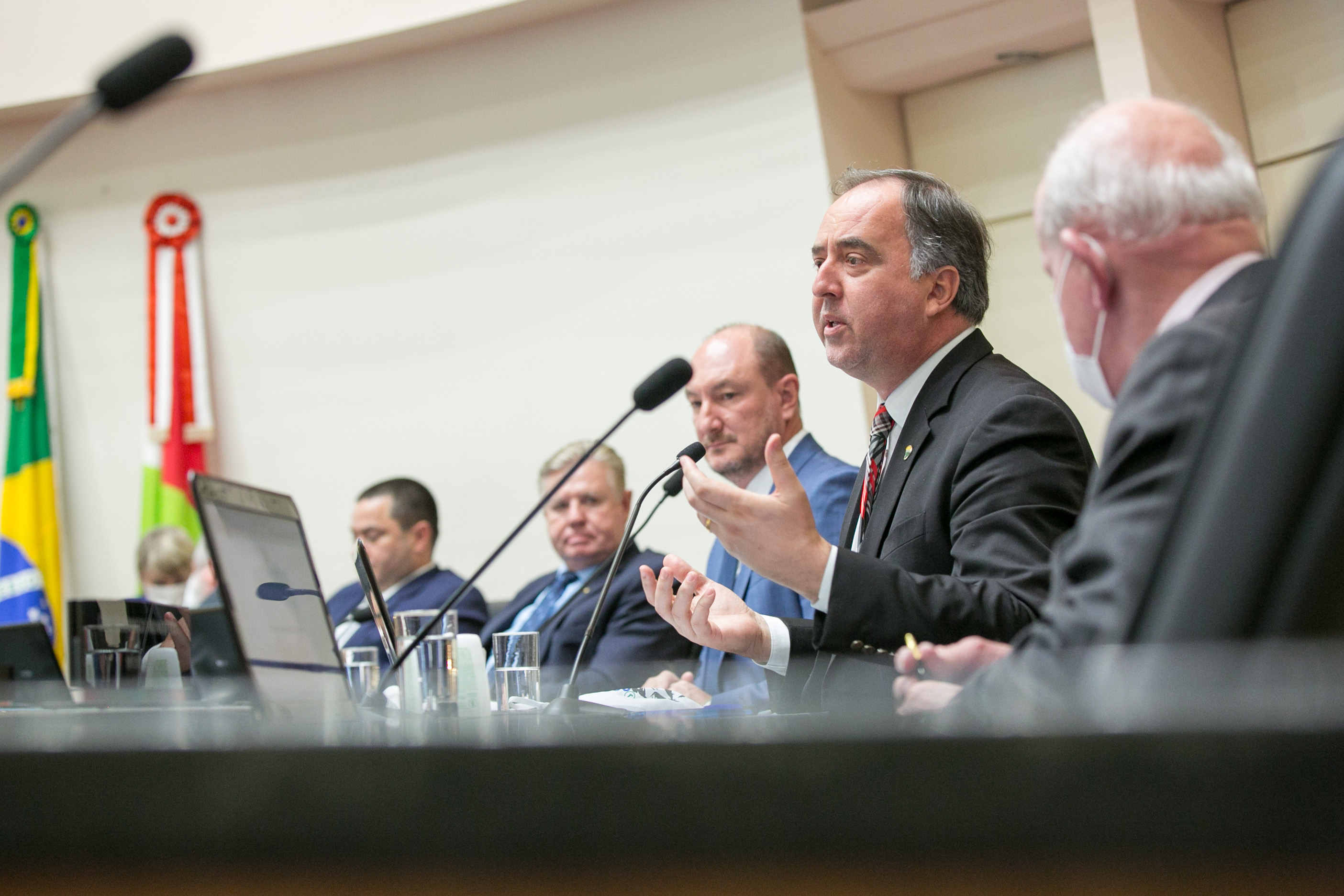 Deputado Kennedy Nunes (PTB)