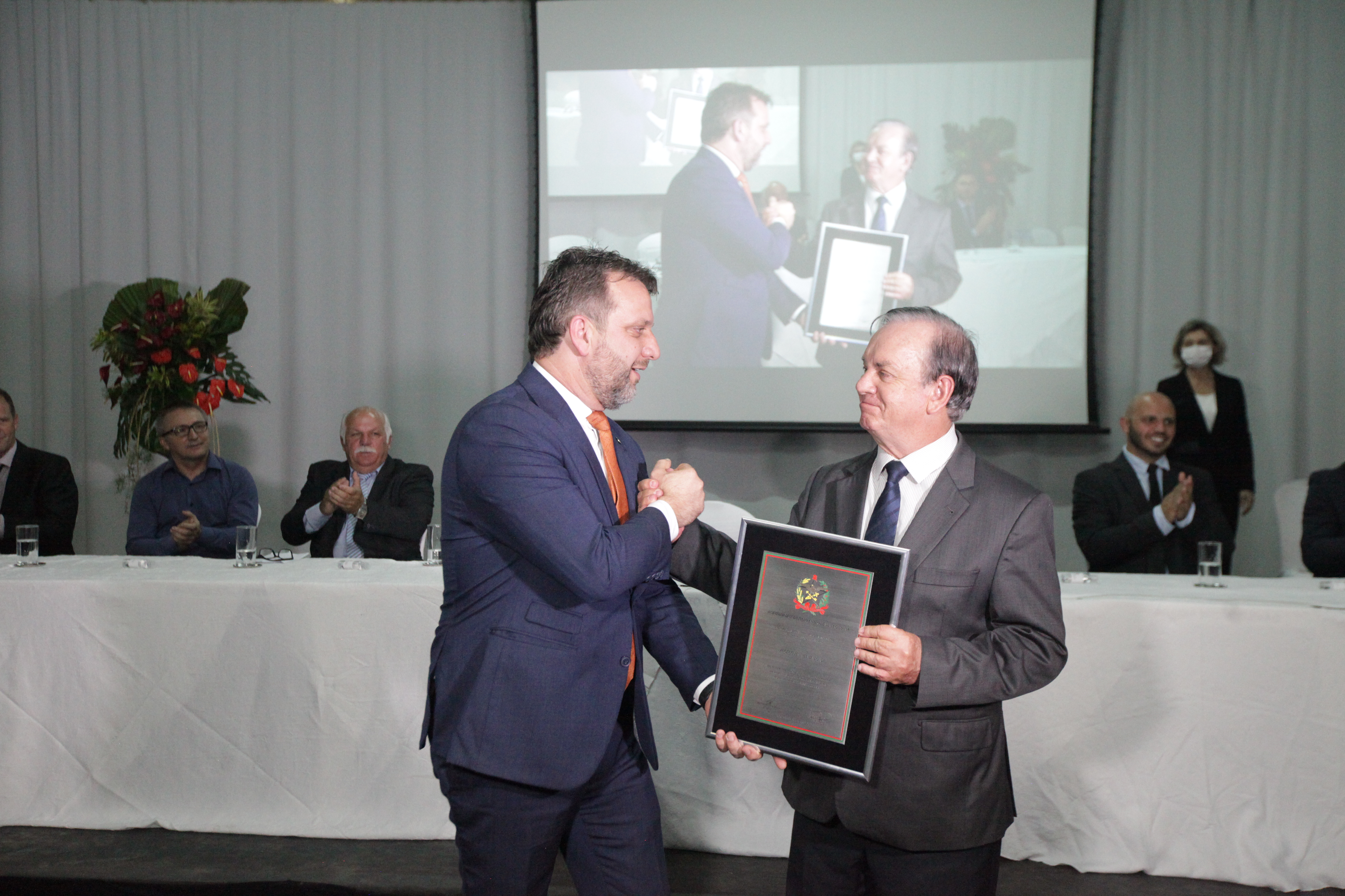 Sessão Solene em homenagem ao Deputado Federal Rogério Peninha