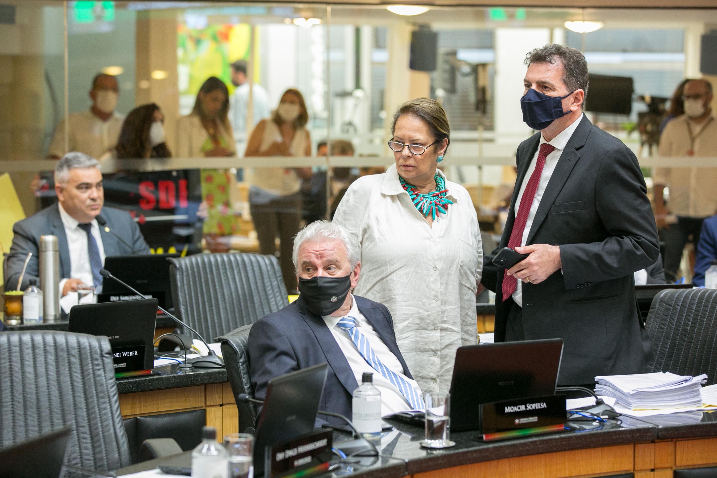 Deputado Moacir Sopelsa (MDB), Deputada Ada De Luca (MDB) e Deputado Valdir Cobalchini (MDB)