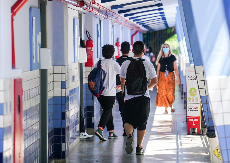Executivo pretende distribuir até 60 mil bolsas de estudo para alunos da rede pública estadual. FOTO: Ricardo Wolffenbüttel/SECOM