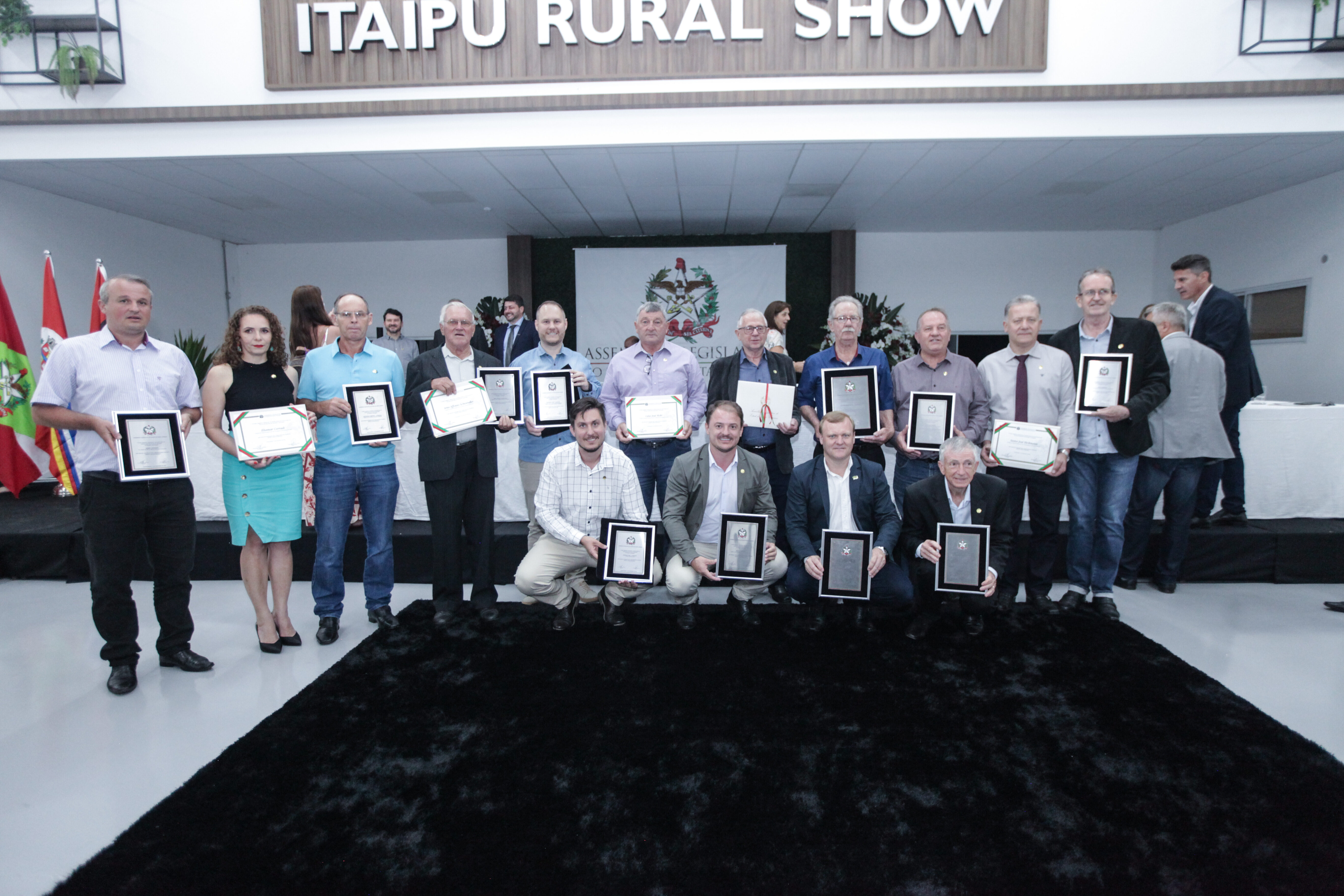 A solenidade aconteceu no auditório da Cooper Itaipu, em Pinhalzinho.
