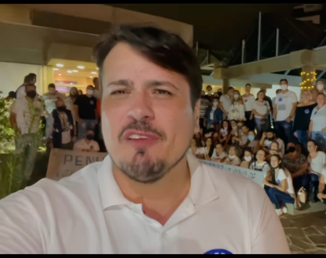 Prefeito de Penha comemora lançamento do Plano 1000